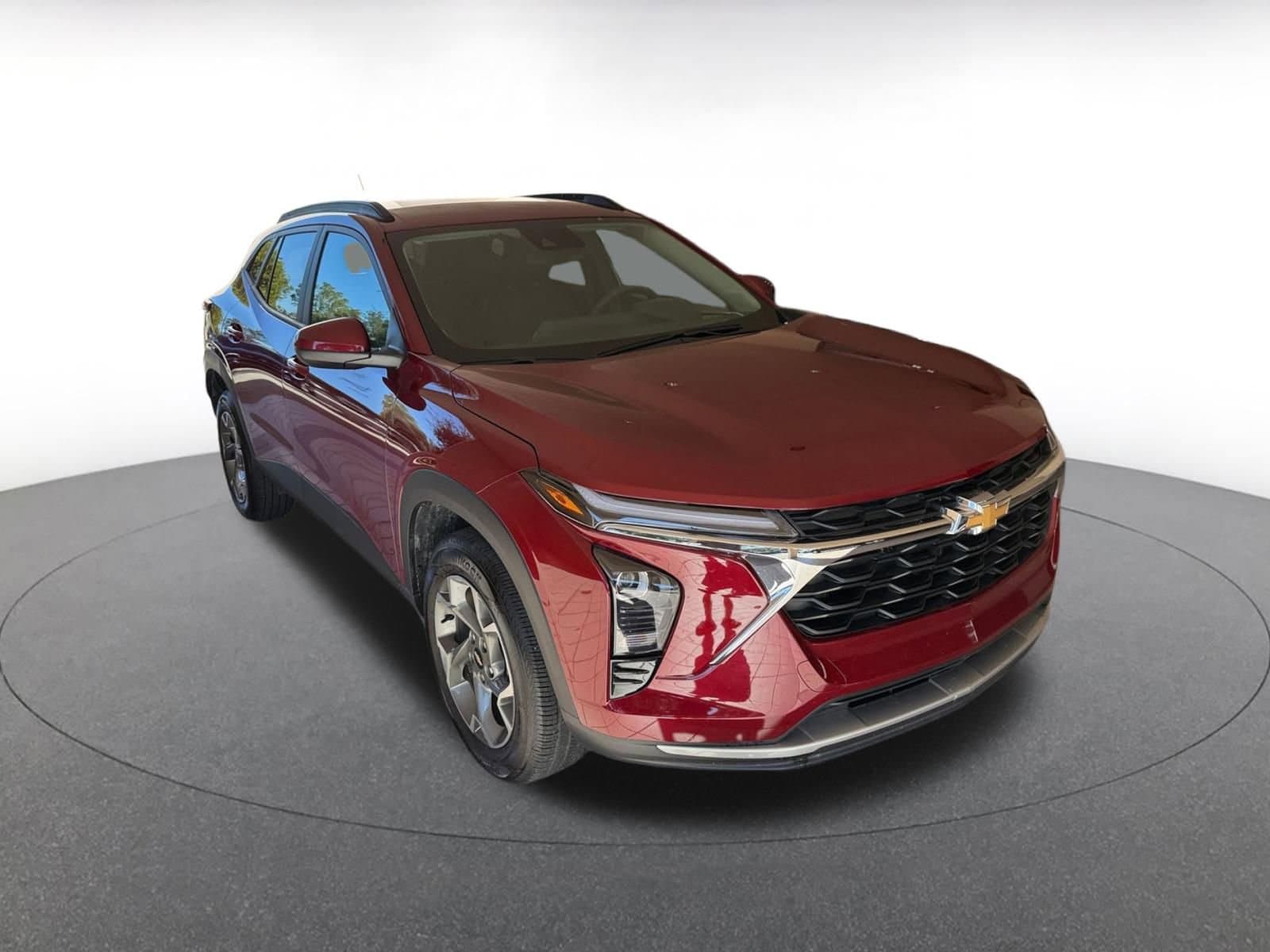 Thumbnail: 2025 Chevrolet Trax - 1