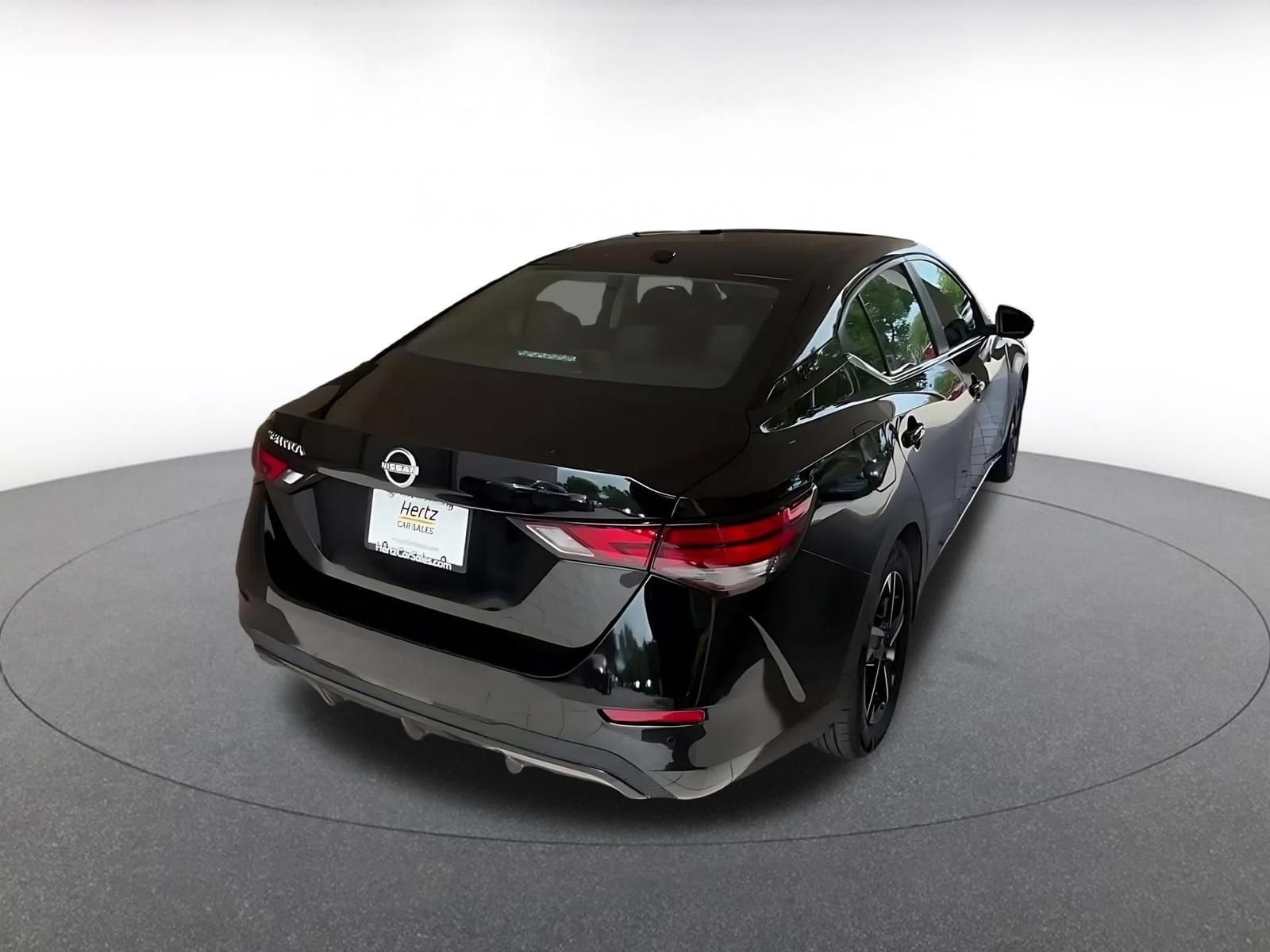 2025 Nissan Sentra SV - Photo 14