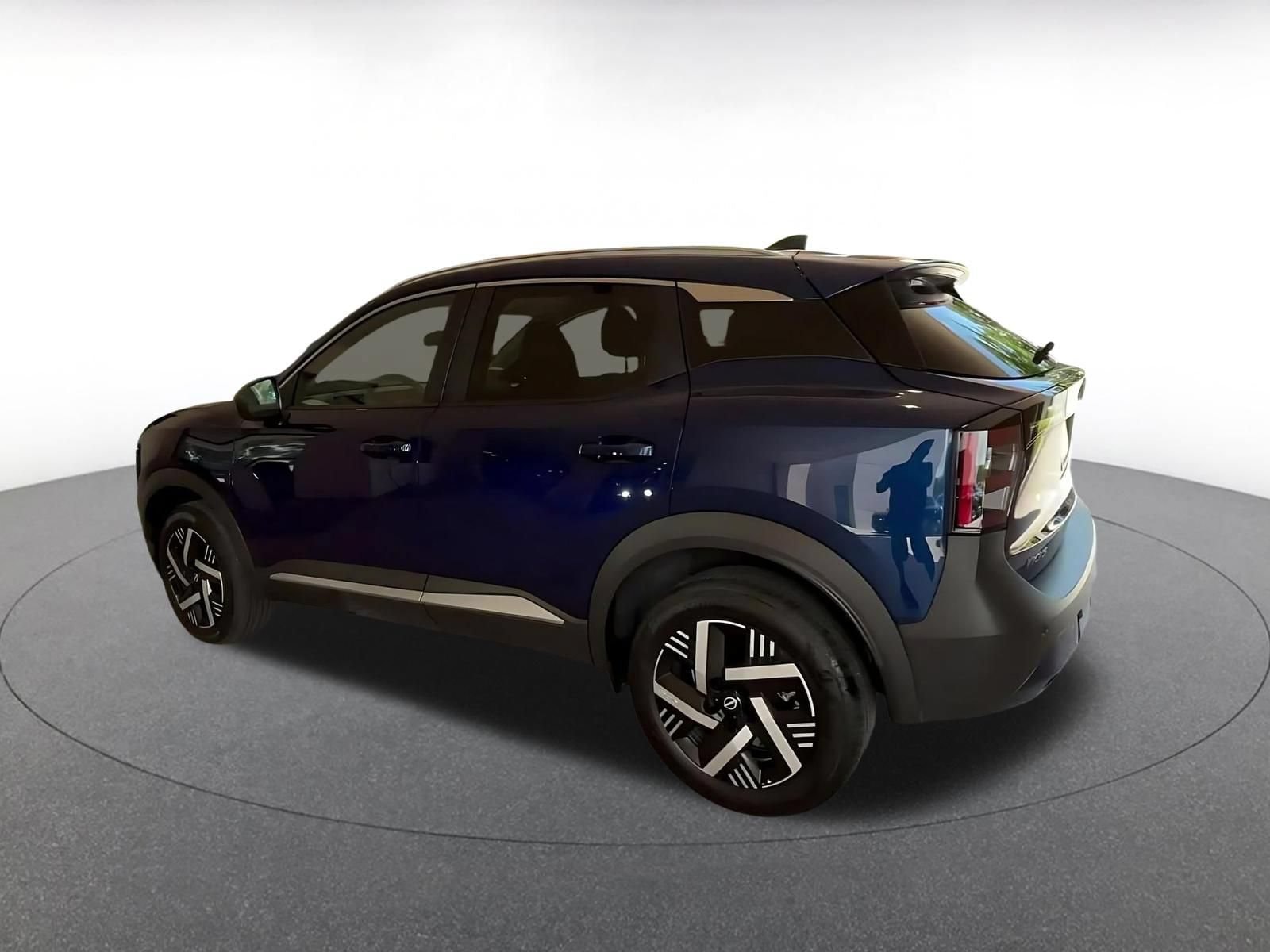 Thumbnail: 2026 Nissan Kicks - 10