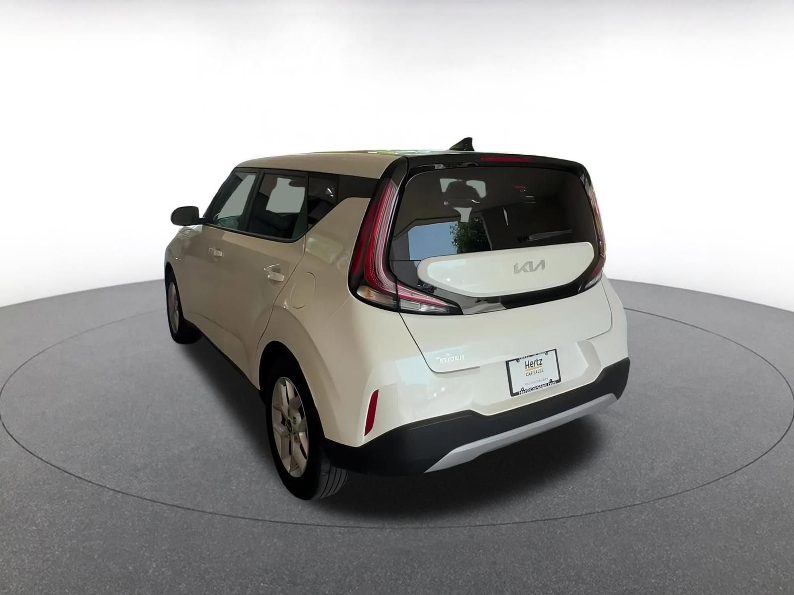 2024 Kia Soul LX 8