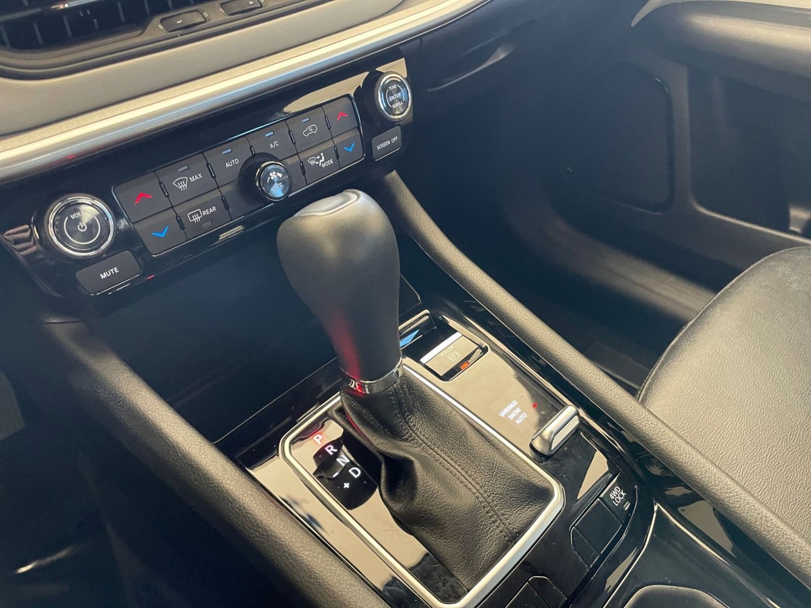 Thumbnail: 2025 Jeep Compass - 35