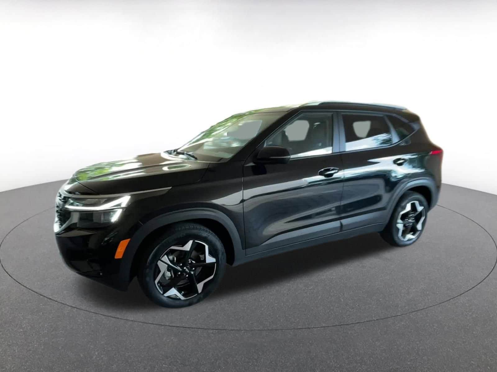 Thumbnail: 2025 Kia Seltos - 8