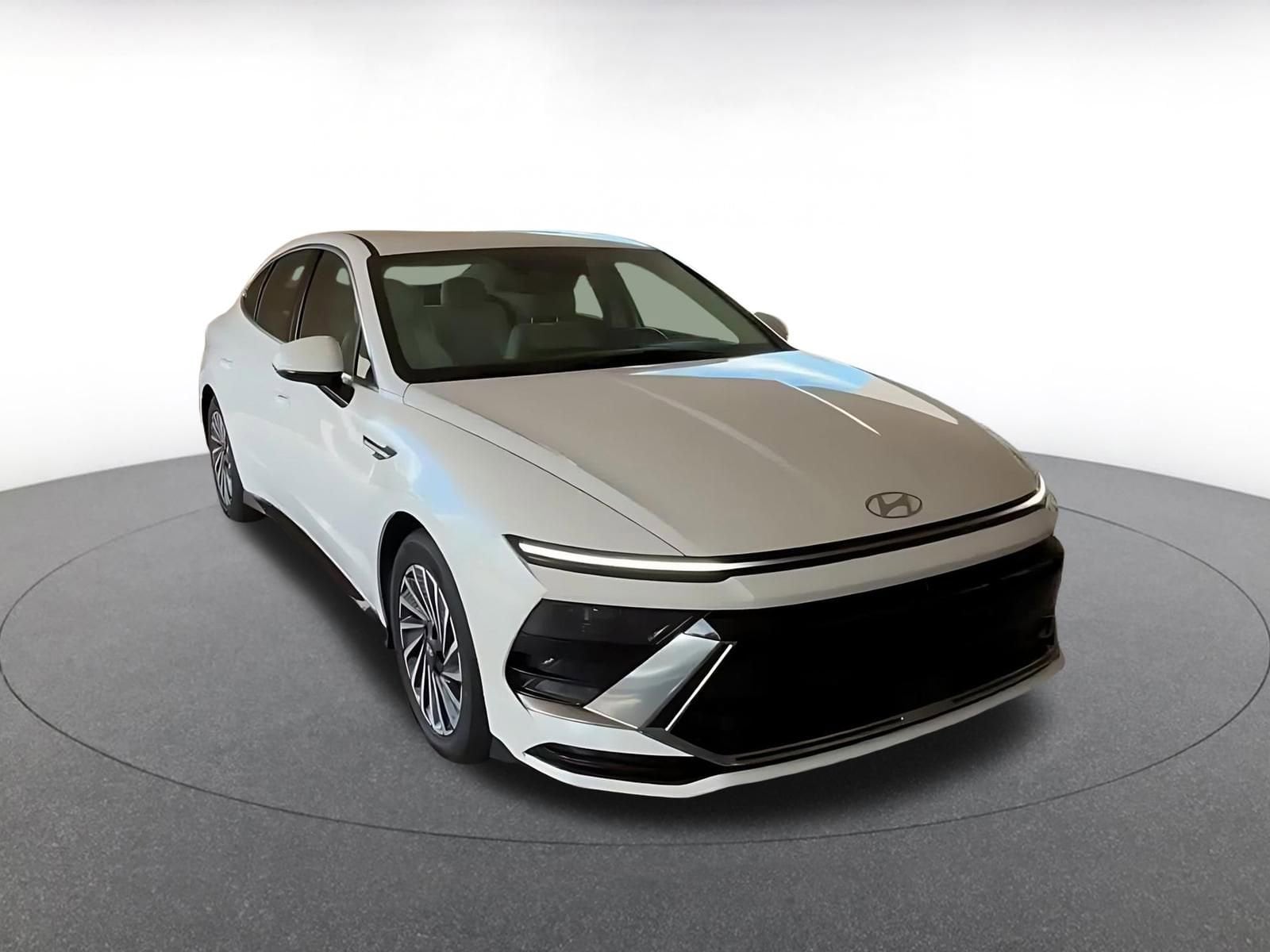 Thumbnail: 2025 Hyundai Sonata - 3
