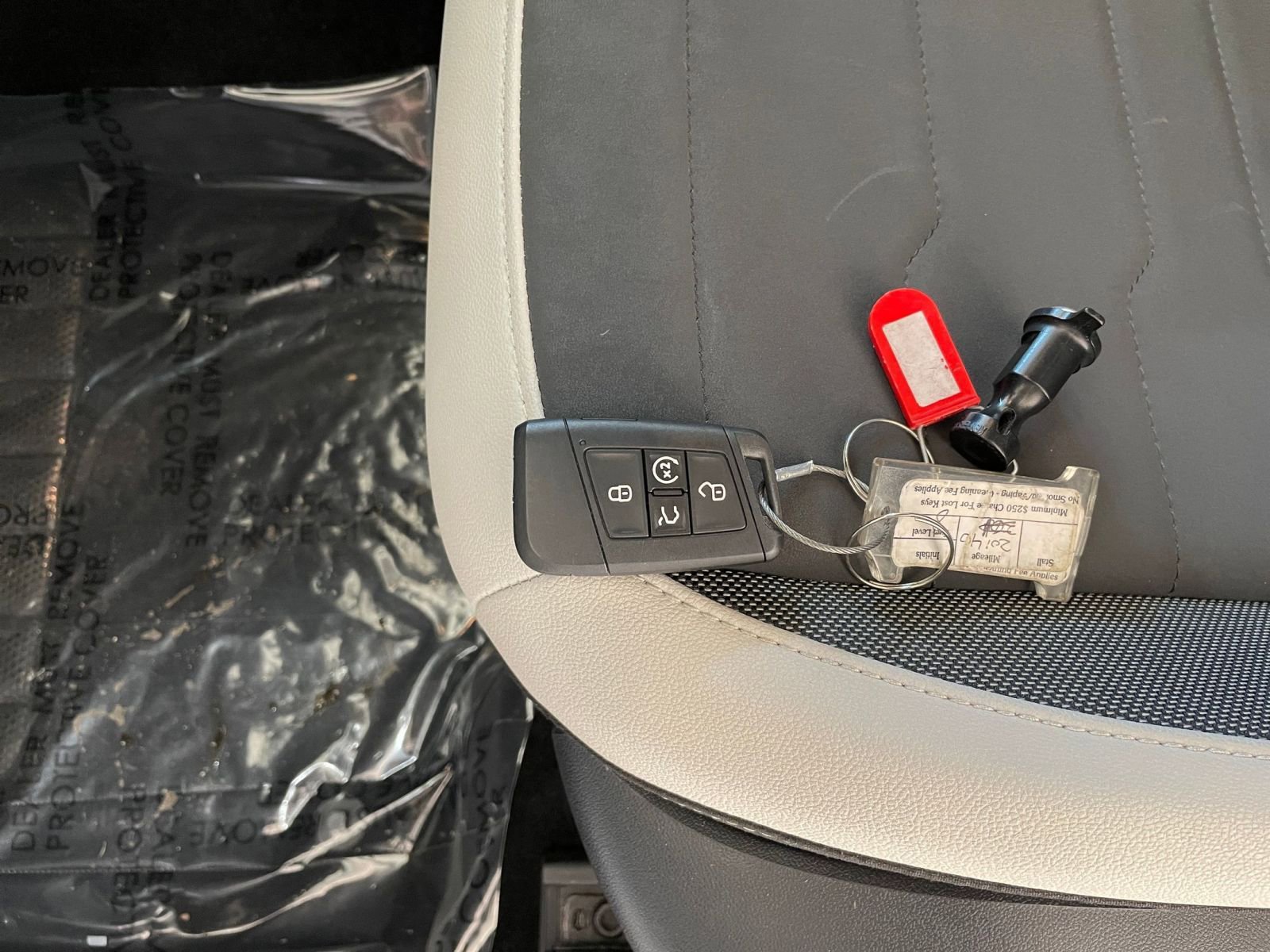 Thumbnail: 2025 Volkswagen Taos - 20