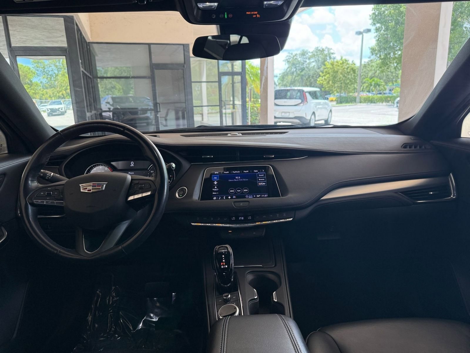 Thumbnail: 2023 Cadillac XT4 - 27