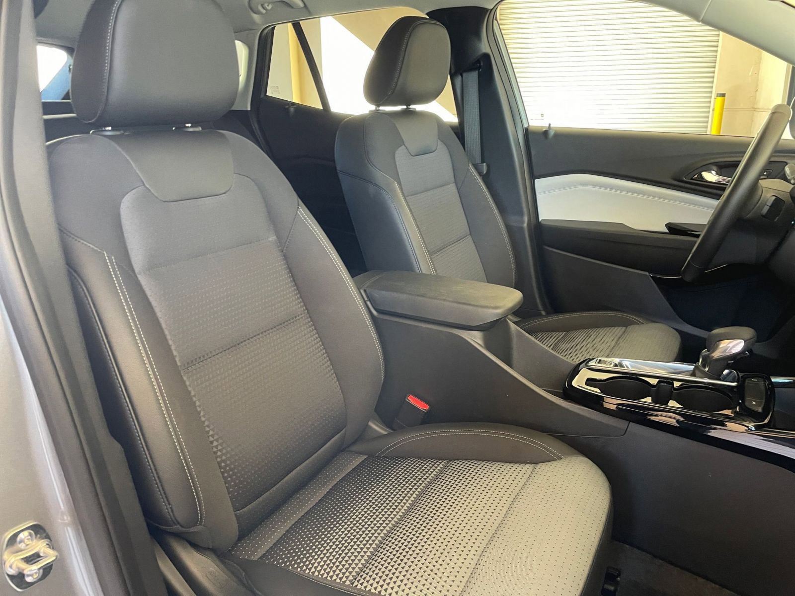 Thumbnail: 2025 Chevrolet Trax - 31