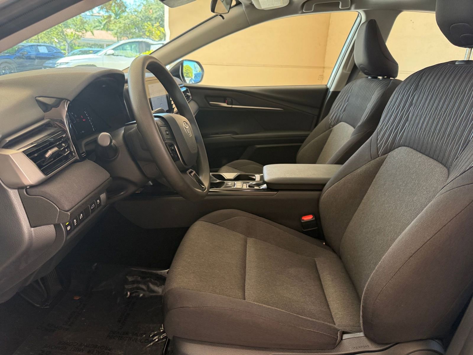 Thumbnail: 2025 Toyota Camry - 21