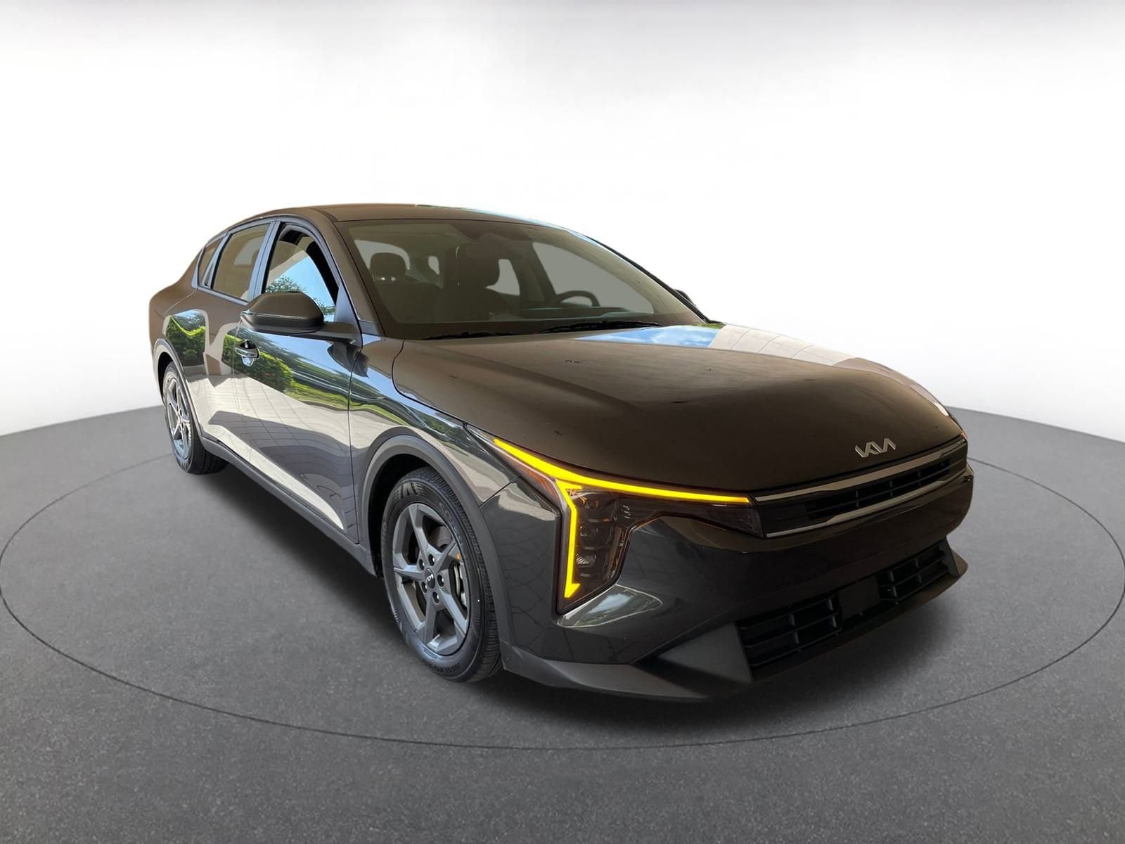 Thumbnail: 2025 Kia K4 - 1