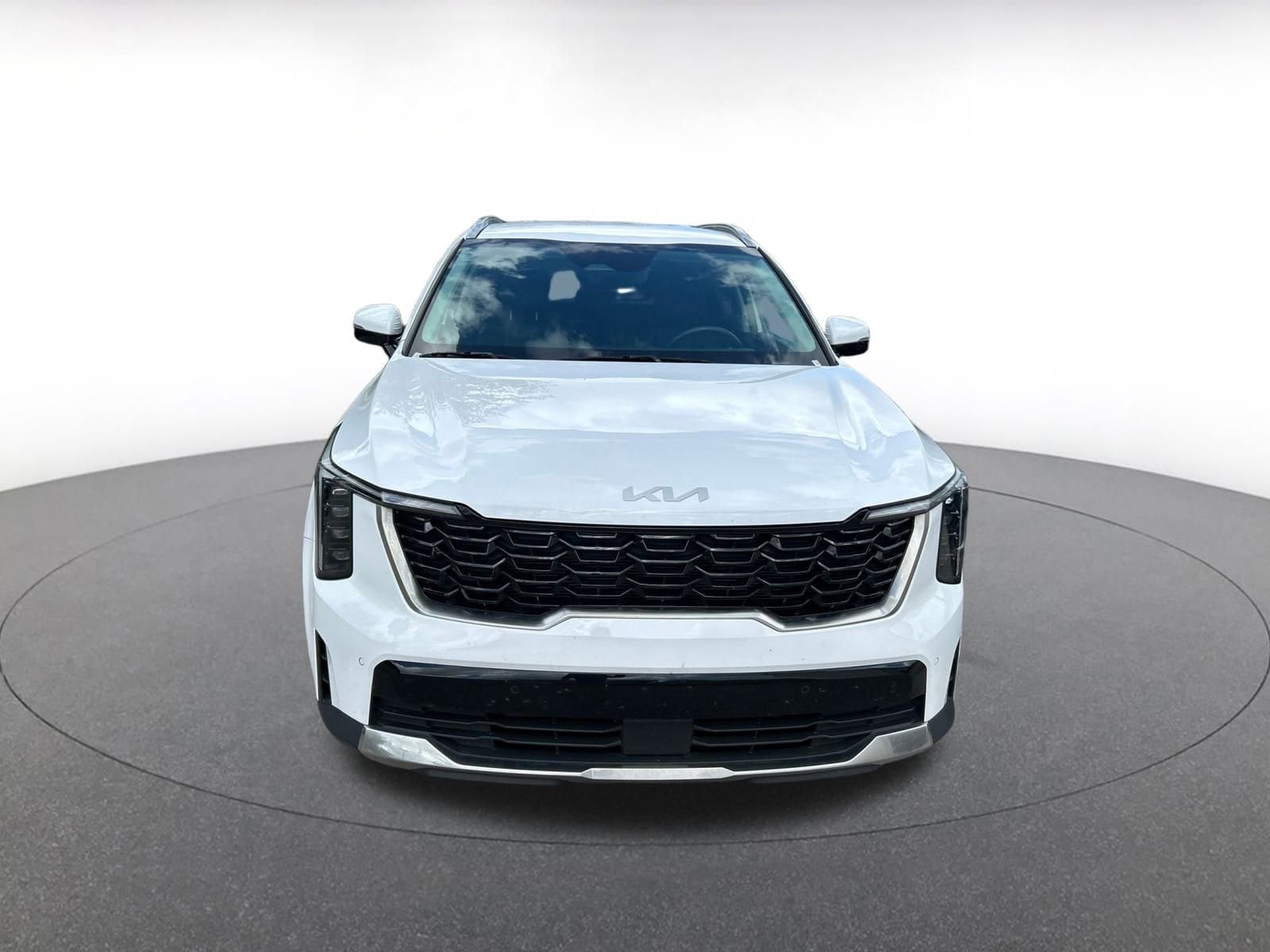 Thumbnail: 2024 Kia Sorento - 2