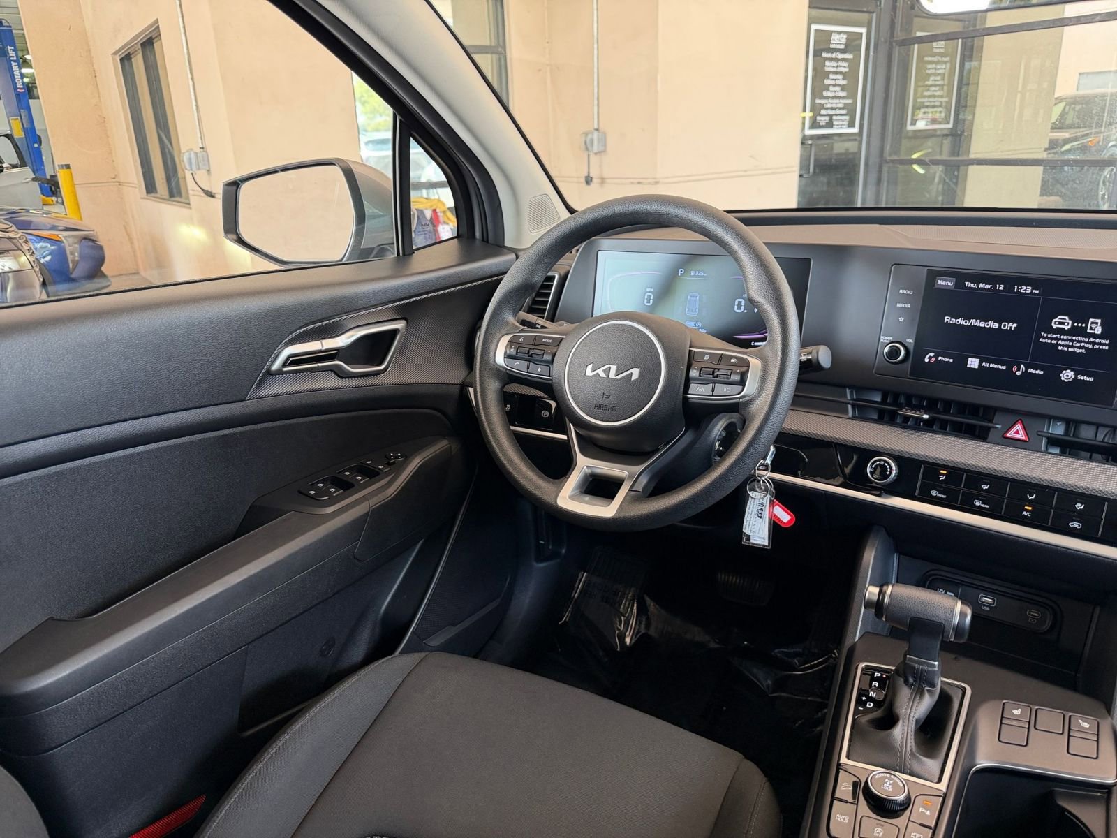 Thumbnail: 2024 Kia Sportage - 29