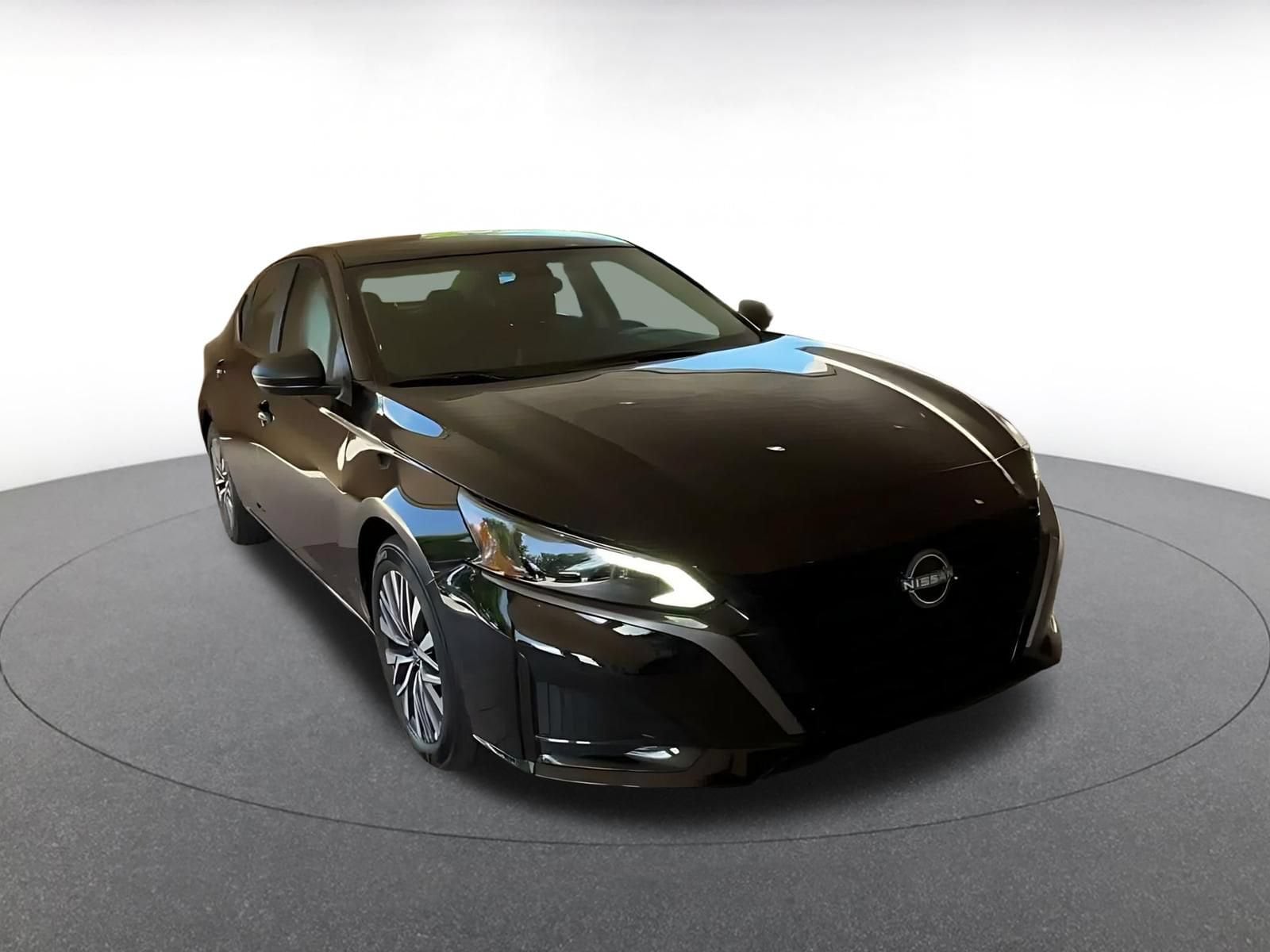 Thumbnail: 2026 Nissan Altima - 3