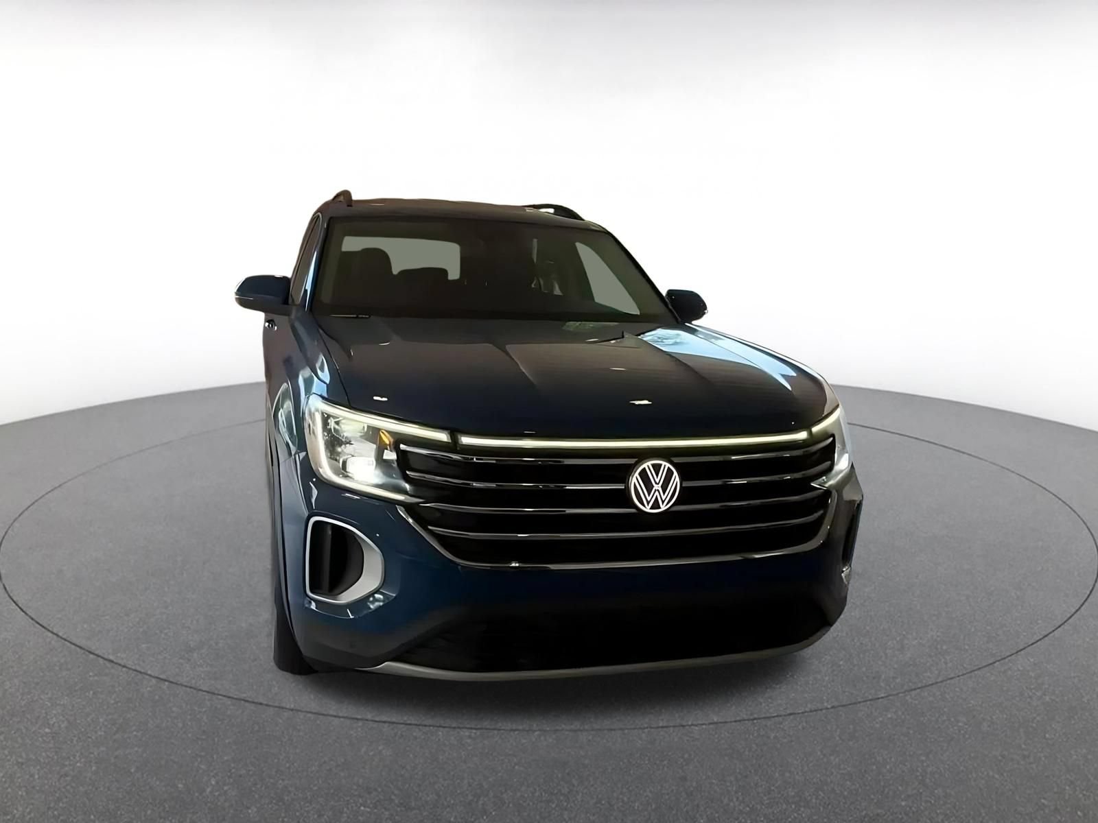 Thumbnail: 2026 Volkswagen Atlas - 3
