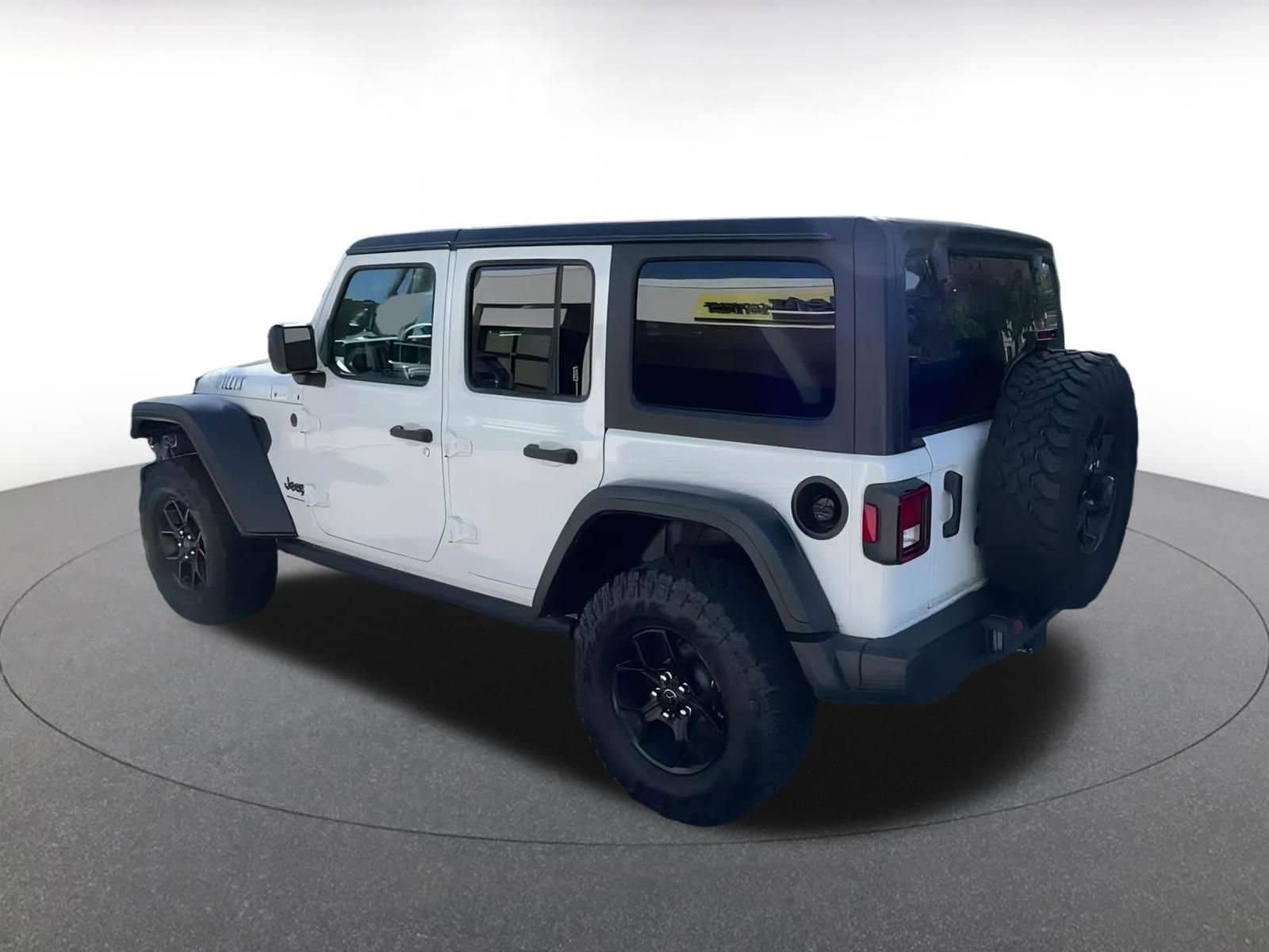 Thumbnail: 2025 Jeep Wrangler - 10