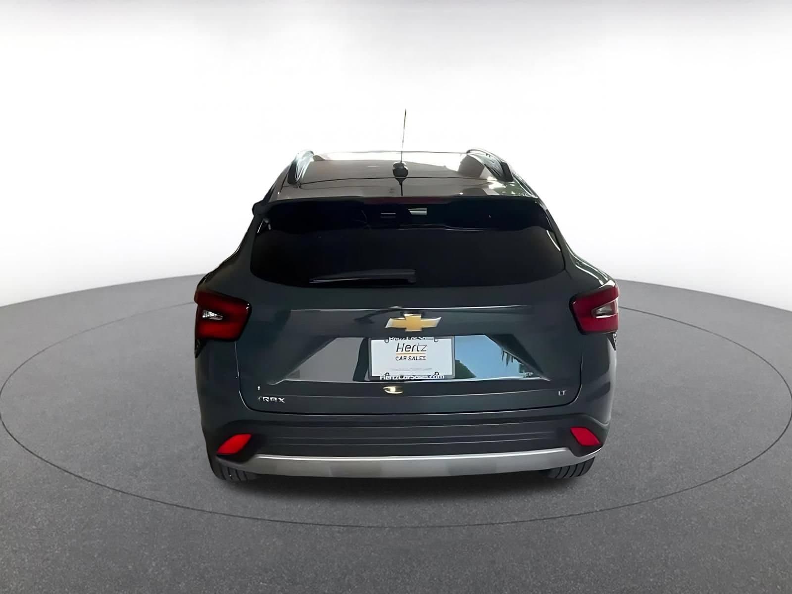 Thumbnail: 2025 Chevrolet Trax - 12