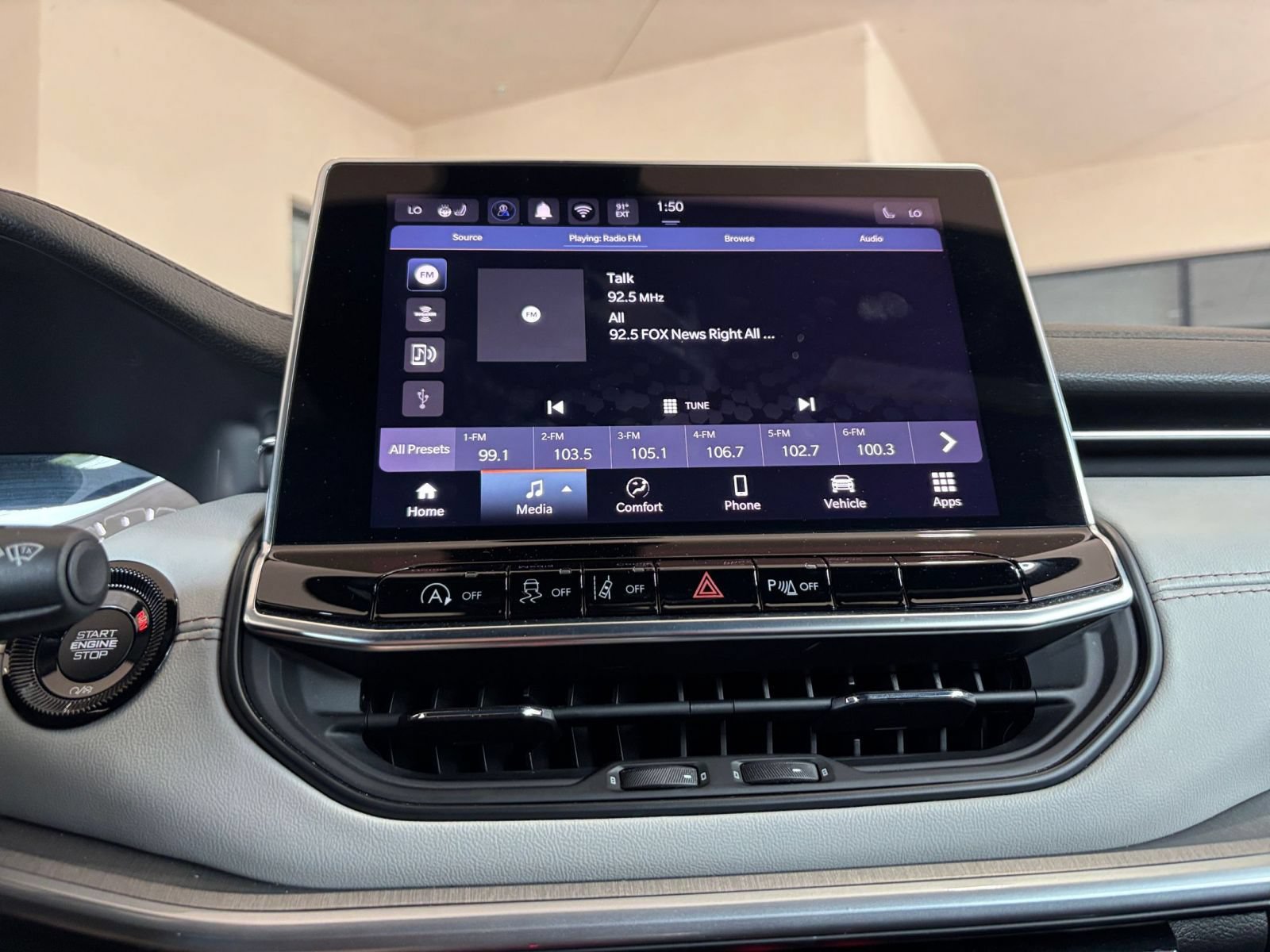 Thumbnail: 2025 Jeep Compass - 19