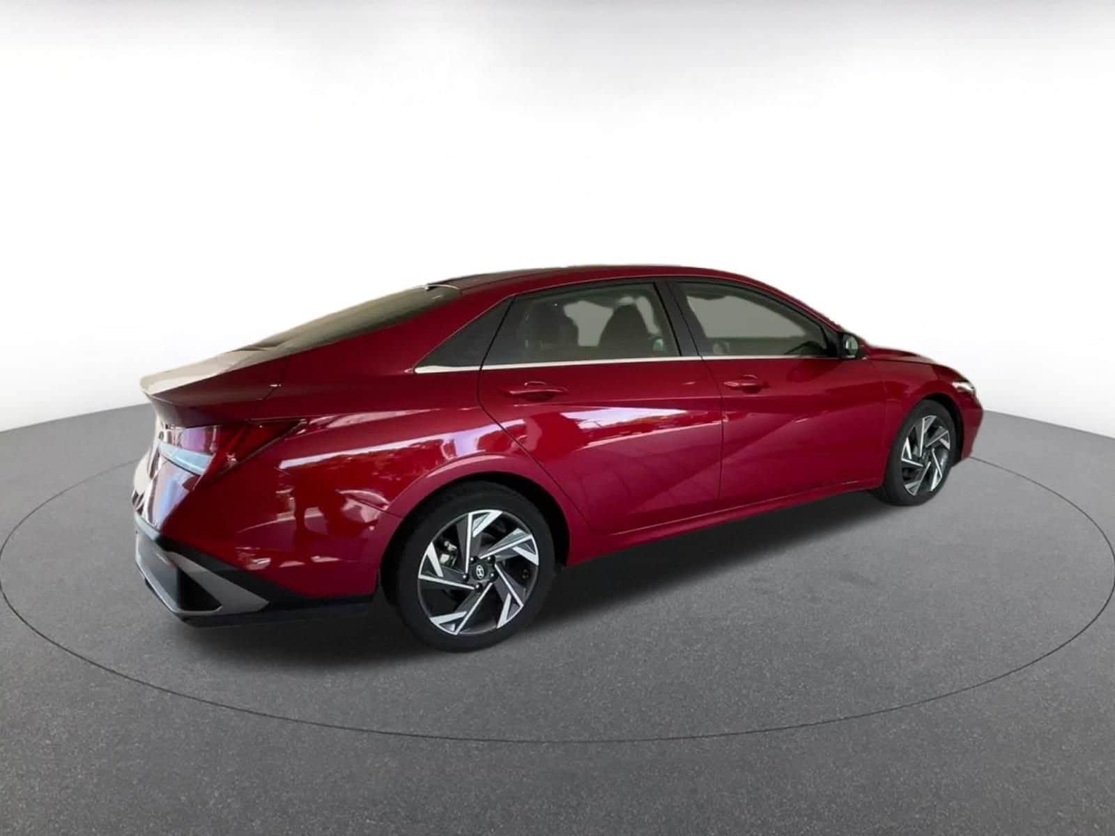 Thumbnail: 2025 Hyundai Elantra - 15
