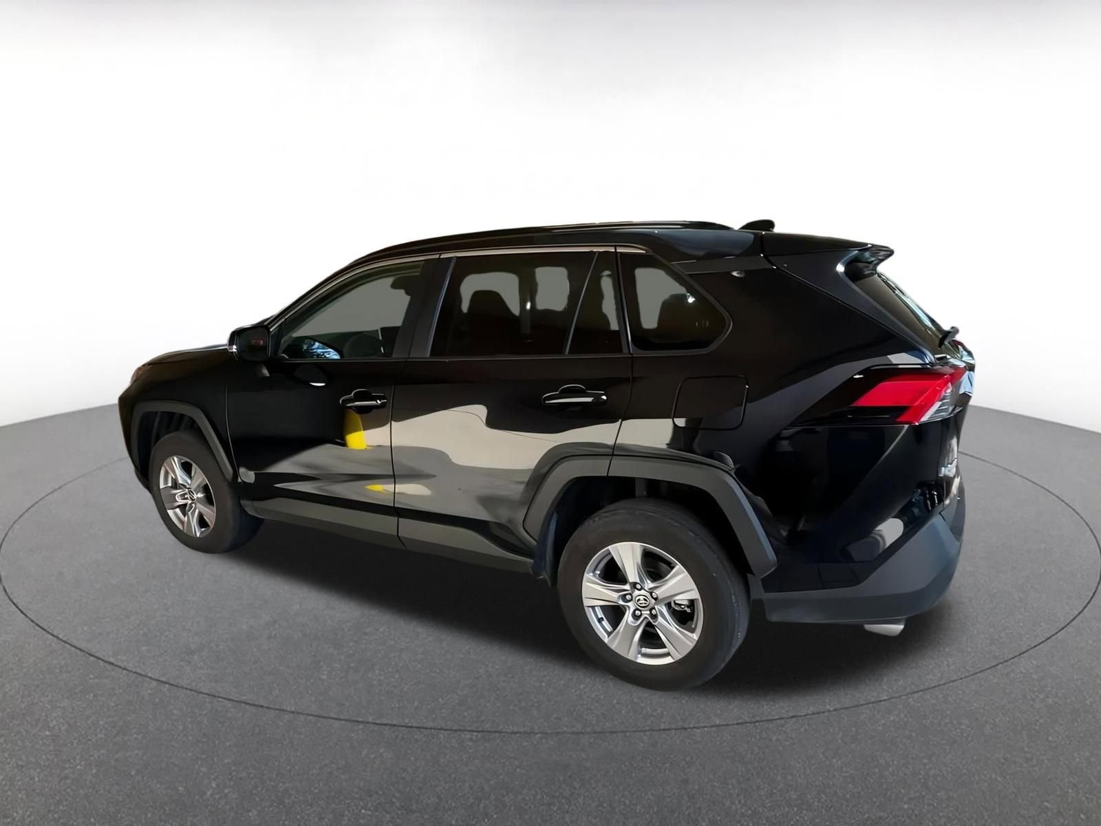 Thumbnail: 2025 Toyota RAV4 - 10