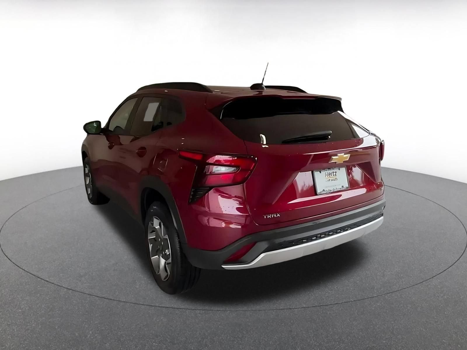 Thumbnail: 2025 Chevrolet Trax - 9