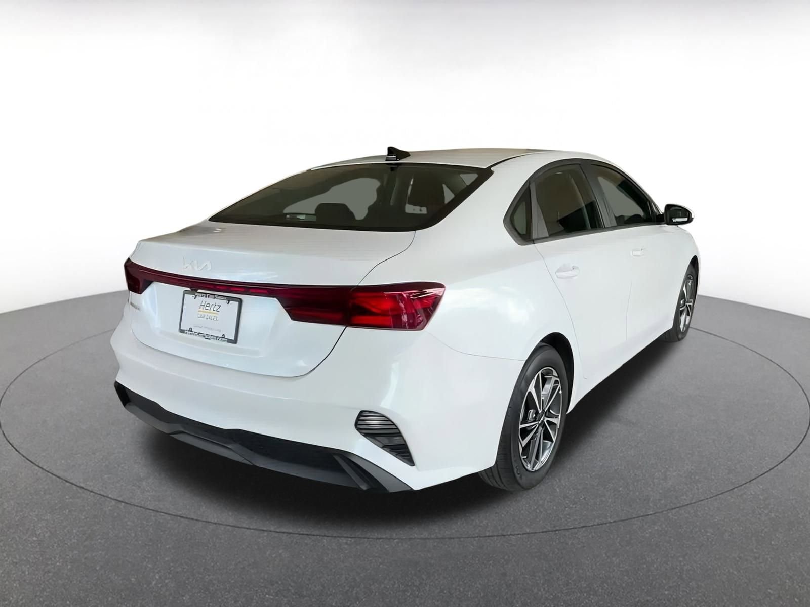 Thumbnail: 2024 Kia Forte - 12