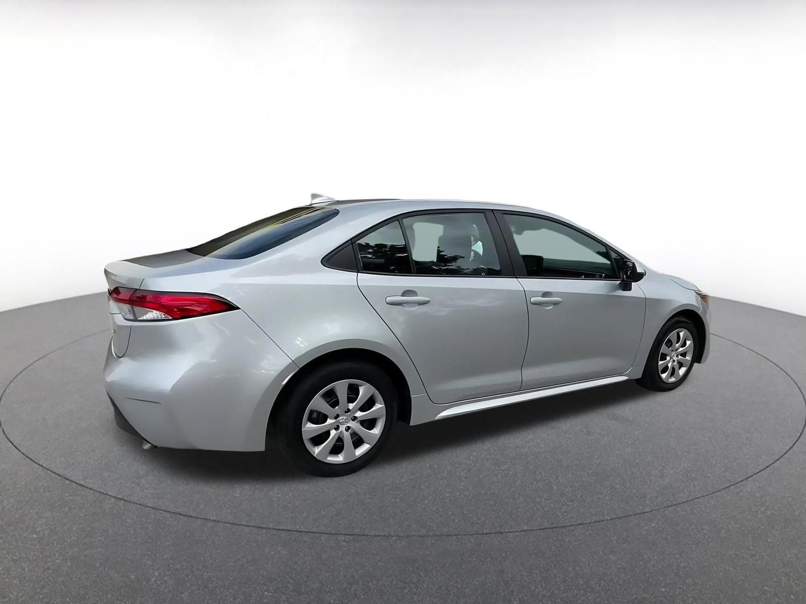 Thumbnail: 2025 Toyota Corolla - 15