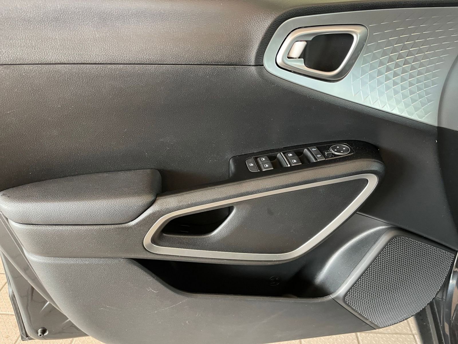 Thumbnail: 2025 Kia Soul - 18