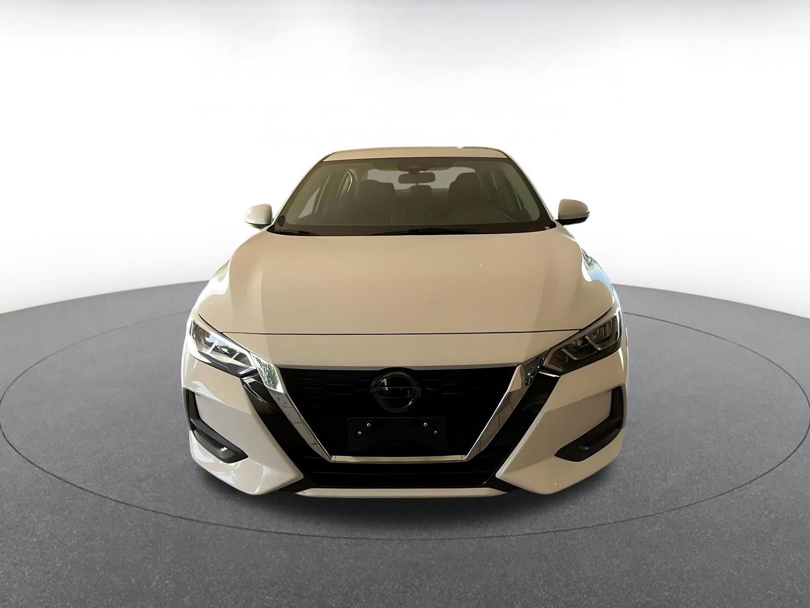 Thumbnail: 2023 Nissan Sentra - 4