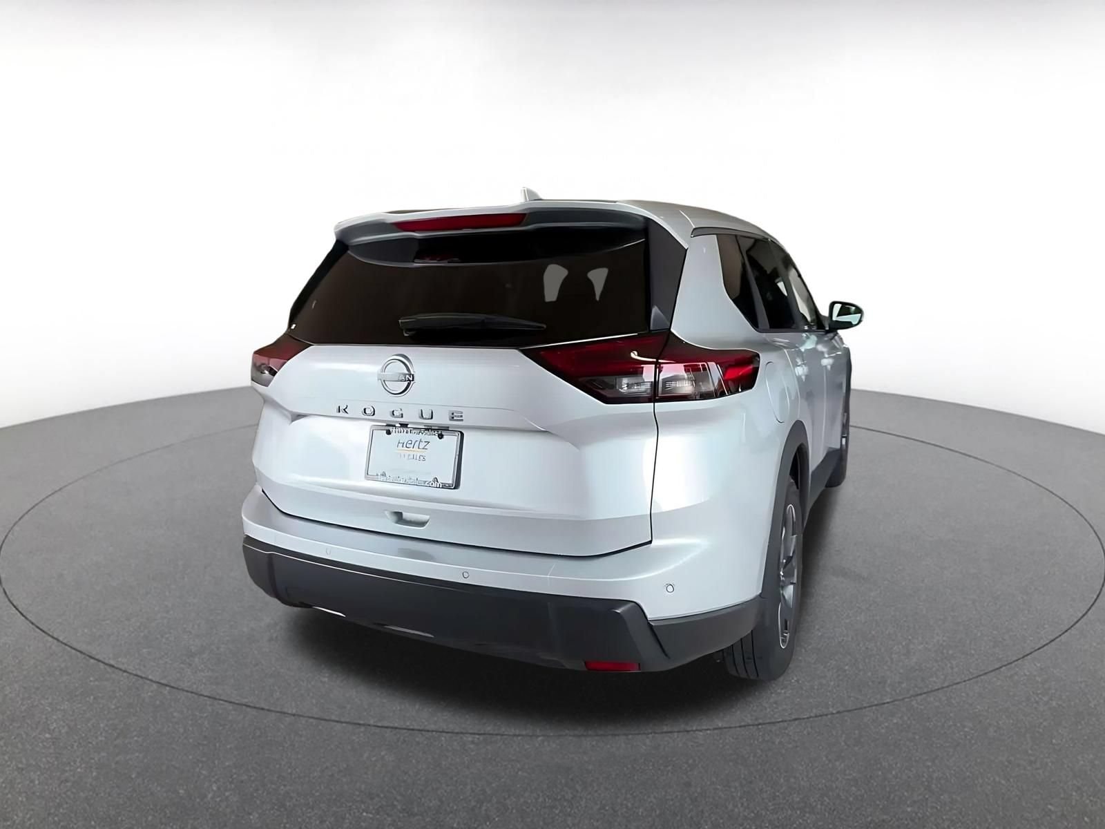 Thumbnail: 2025 Nissan Rogue - 13