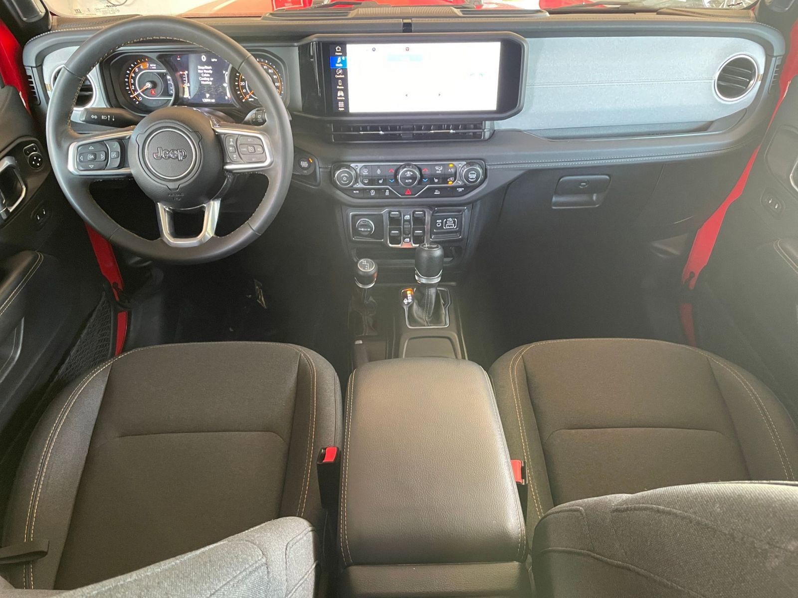 Thumbnail: 2025 Jeep Wrangler - 32