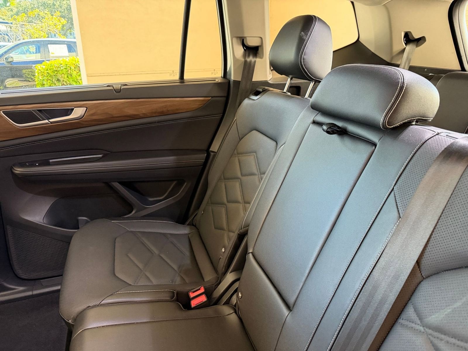 Thumbnail: 2025 Volkswagen Atlas - 33