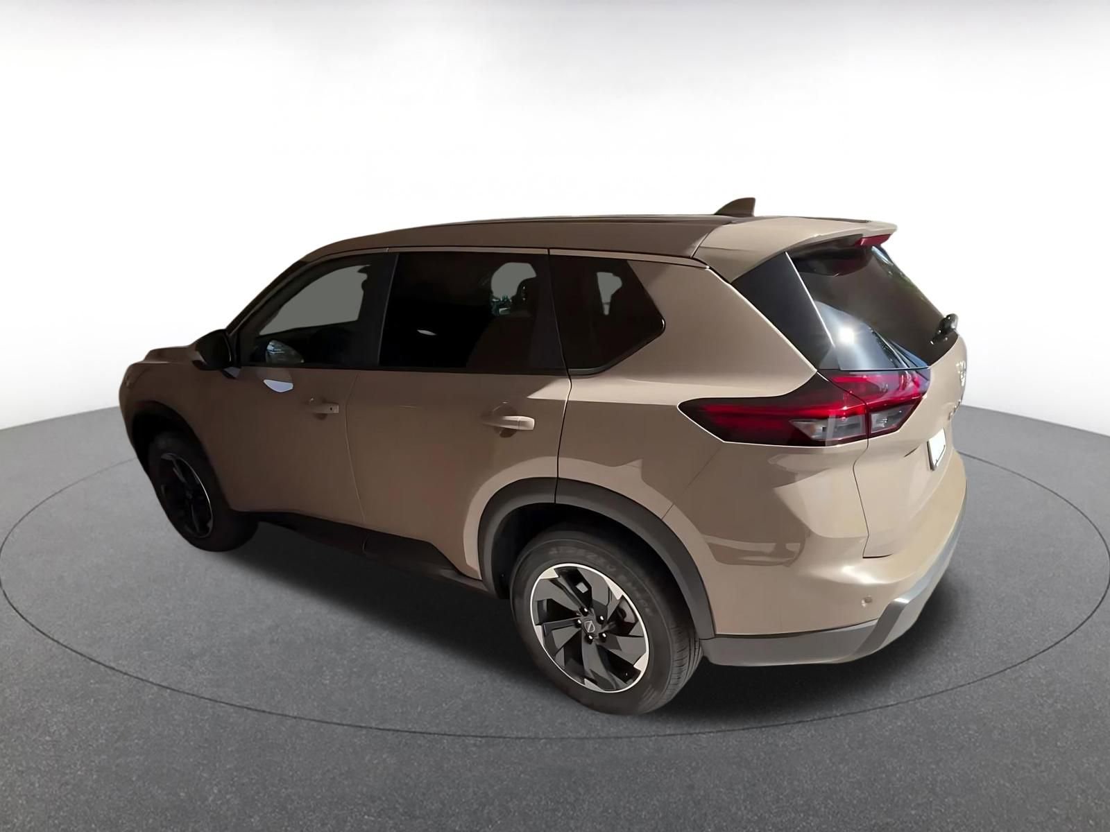 Thumbnail: 2025 Nissan Rogue - 10
