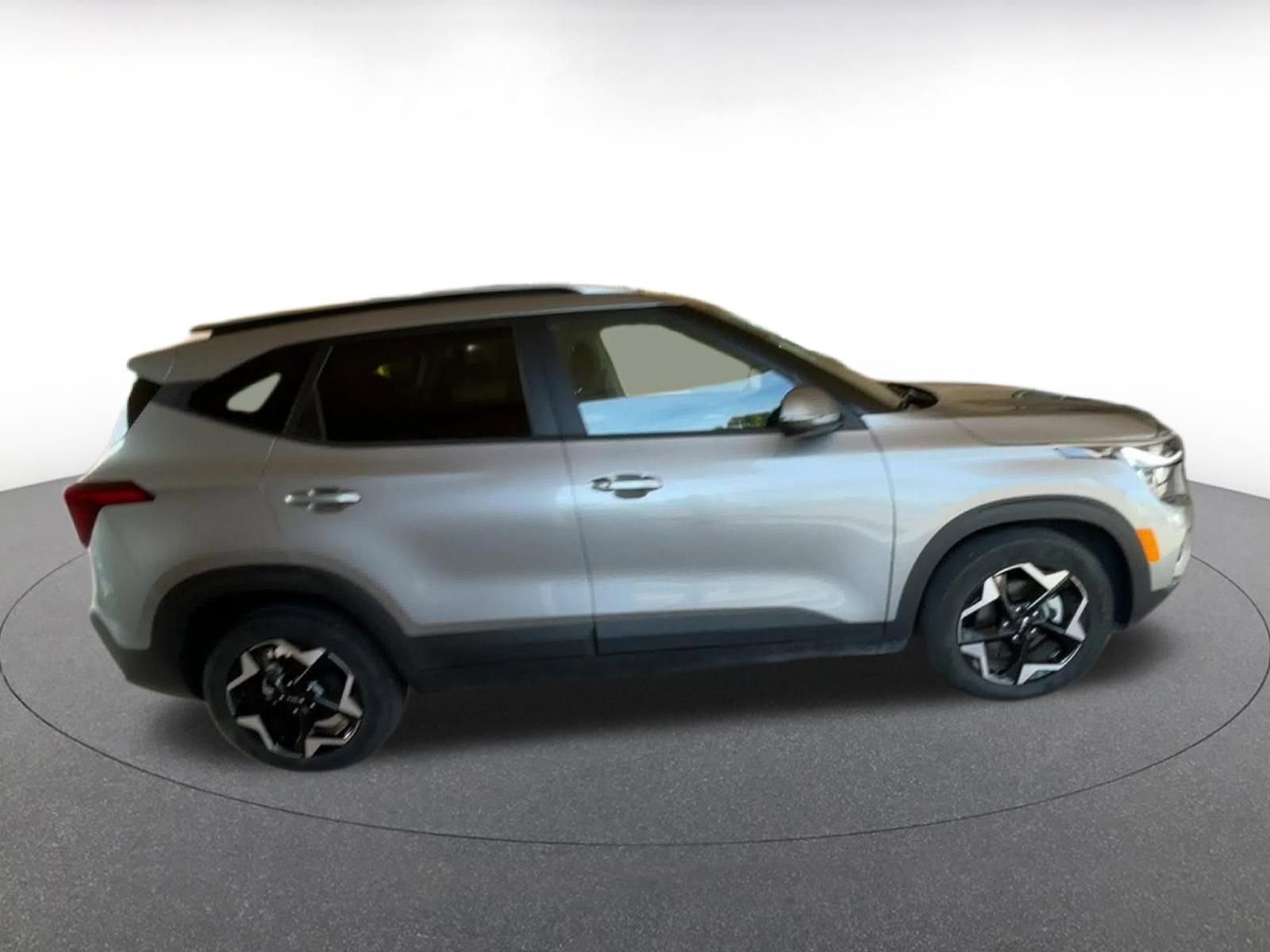 Thumbnail: 2025 Kia Seltos - 16