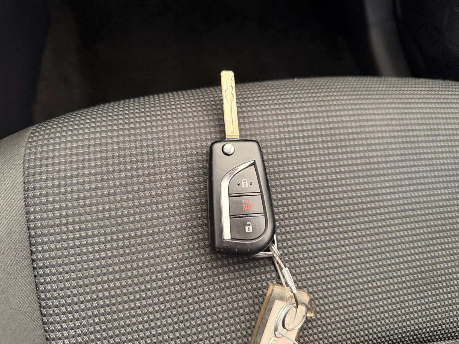 Thumbnail: 2025 Toyota RAV4 - 18