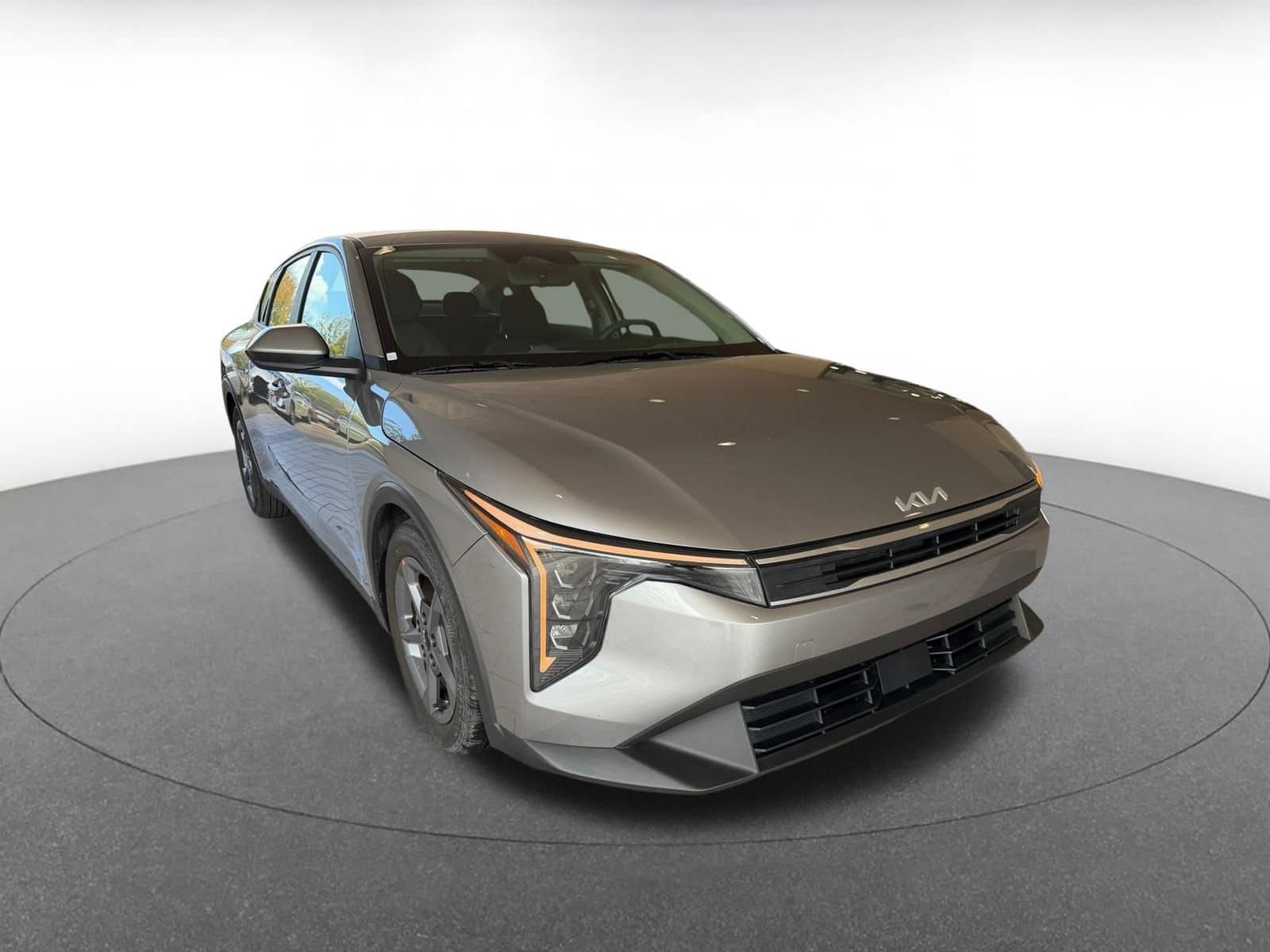 Thumbnail: 2025 Kia K4 - 1