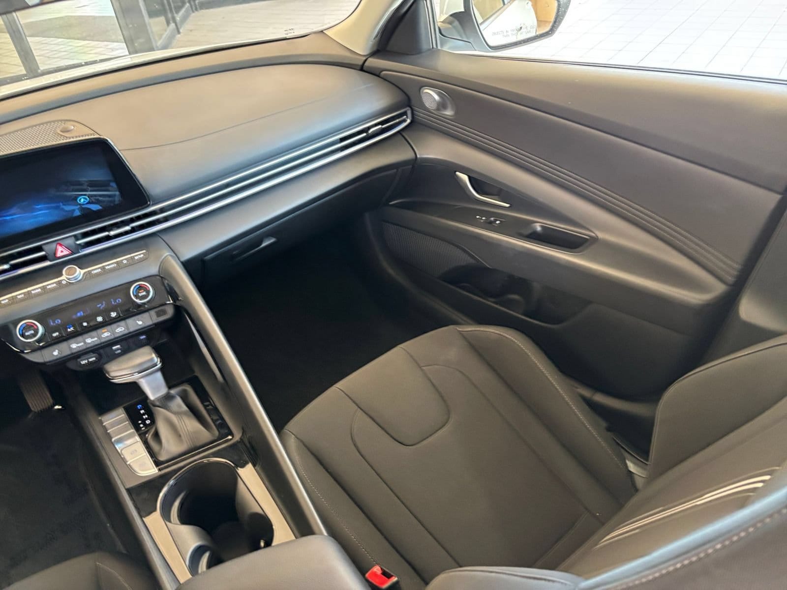 Thumbnail: 2025 Hyundai Elantra - 35
