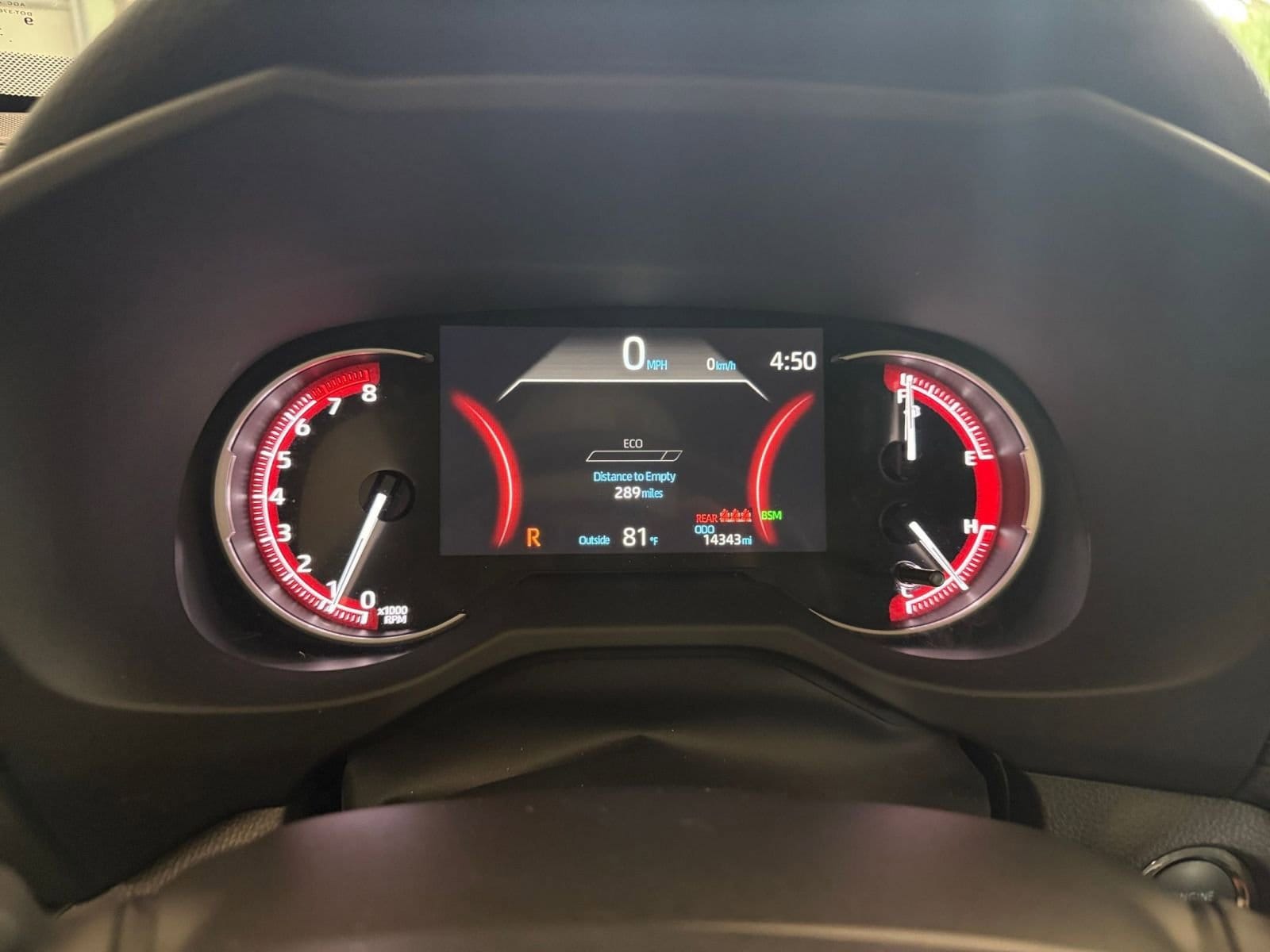 Thumbnail: 2025 Toyota RAV4 - 34