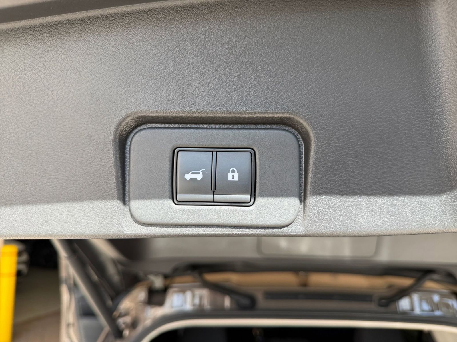 Thumbnail: 2025 Nissan Rogue - 23