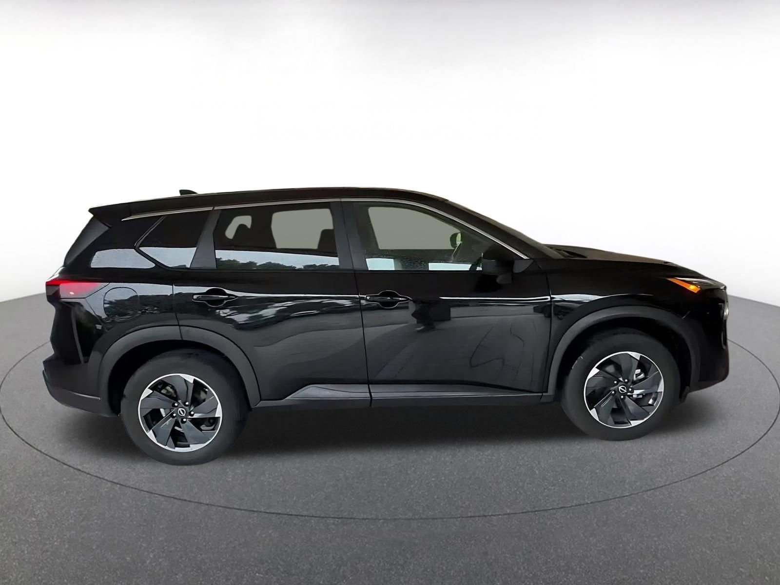 Thumbnail: 2025 Nissan Rogue - 16