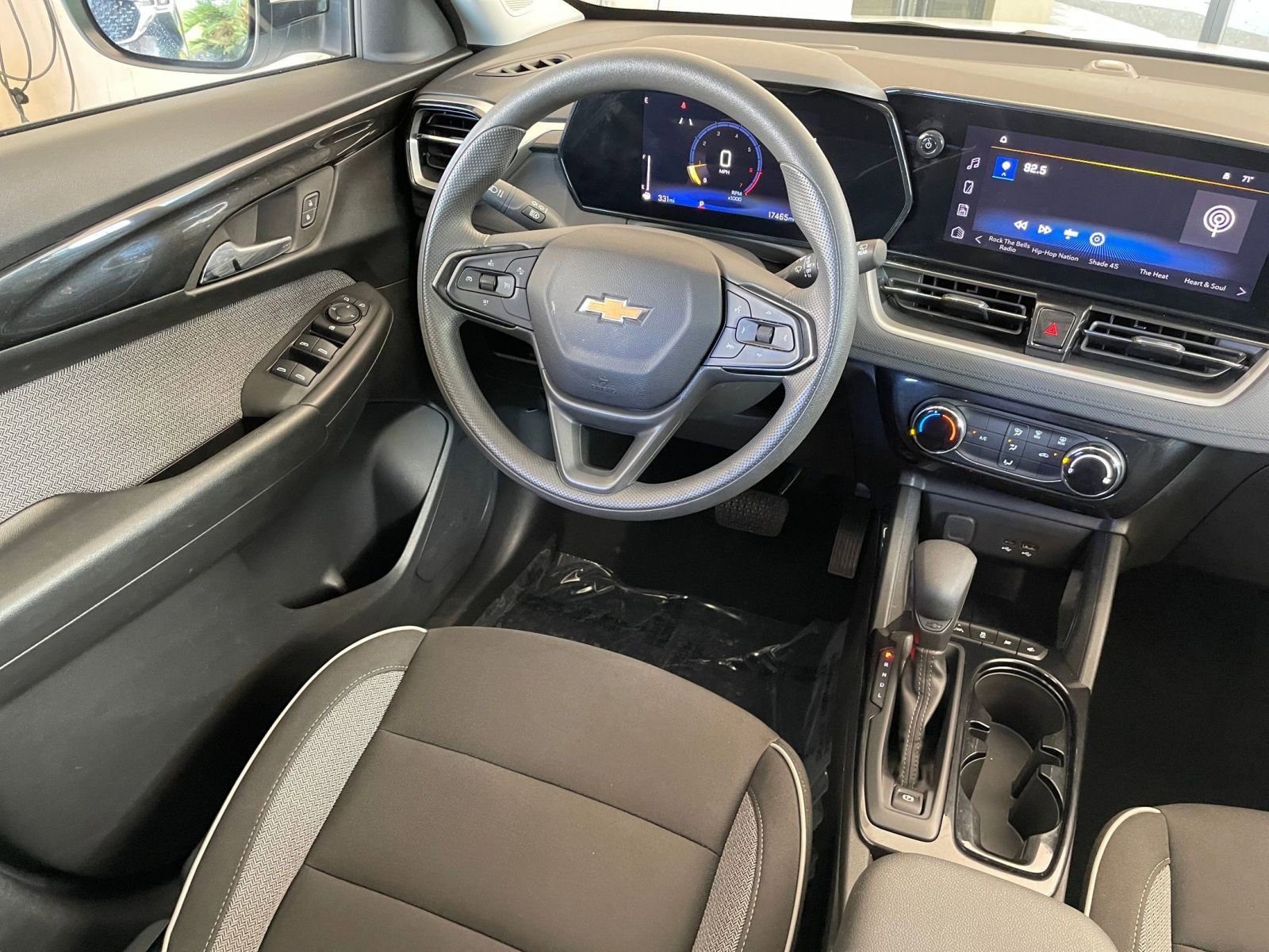 Thumbnail: 2025 Chevrolet TrailBlazer - 32