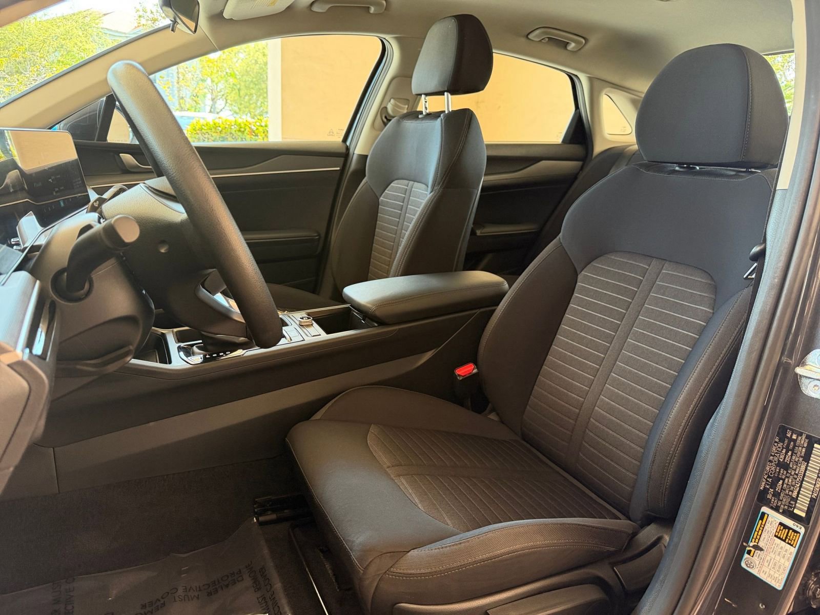 Thumbnail: 2025 Kia K5 - 25