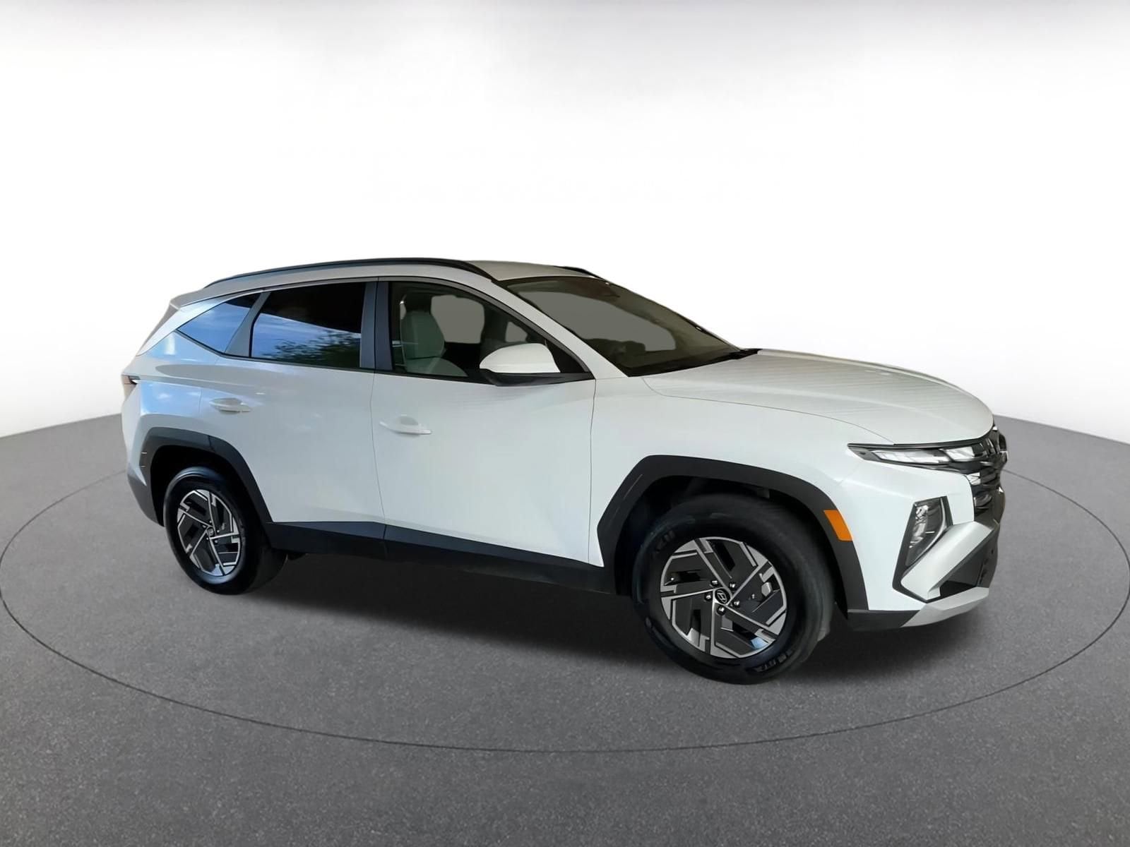 Thumbnail: 2025 Hyundai Tucson - 2