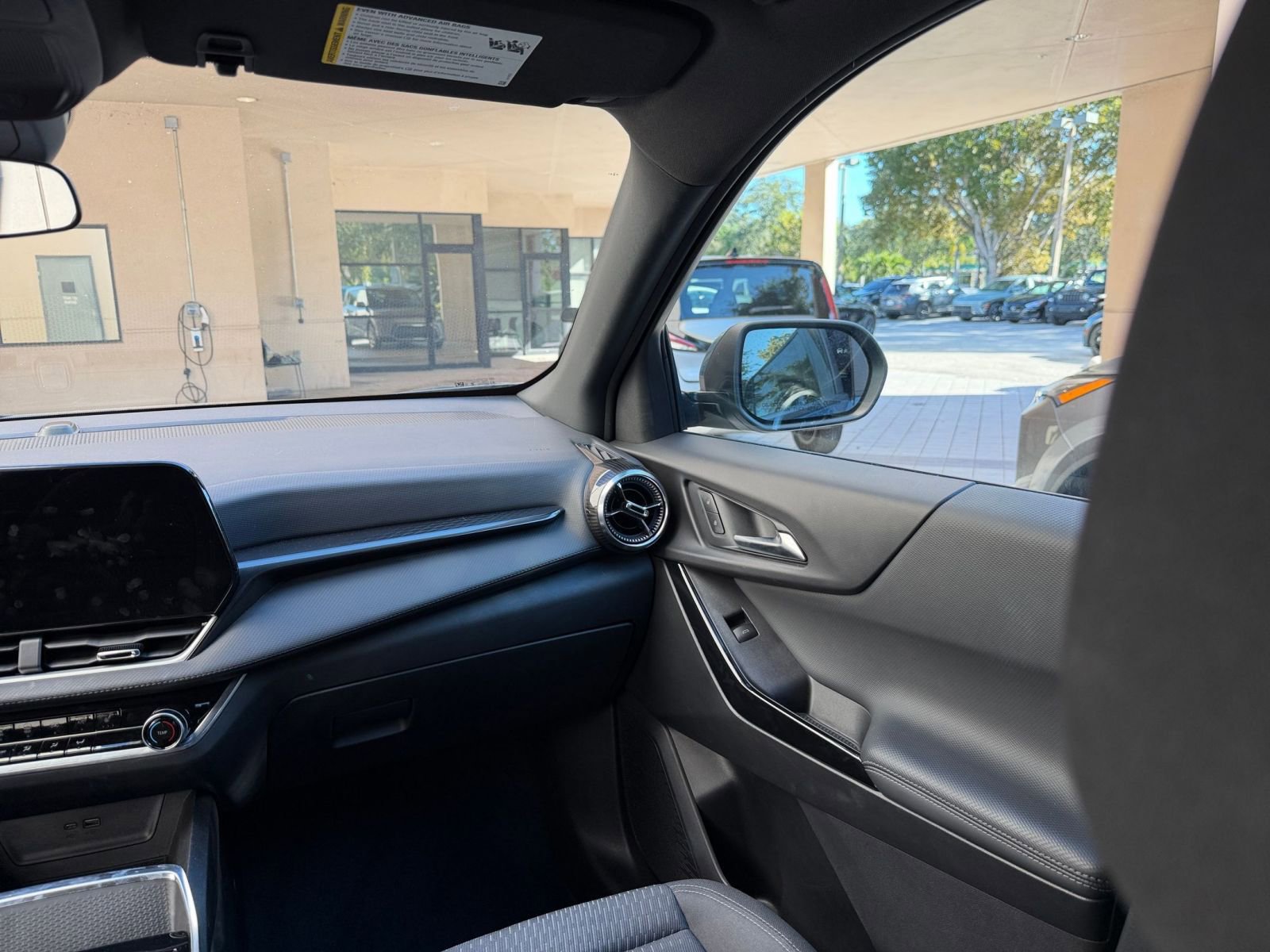 Thumbnail: 2025 Chevrolet Equinox - 29