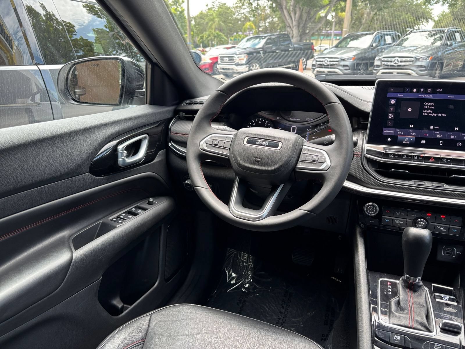 Thumbnail: 2025 Jeep Compass - 33