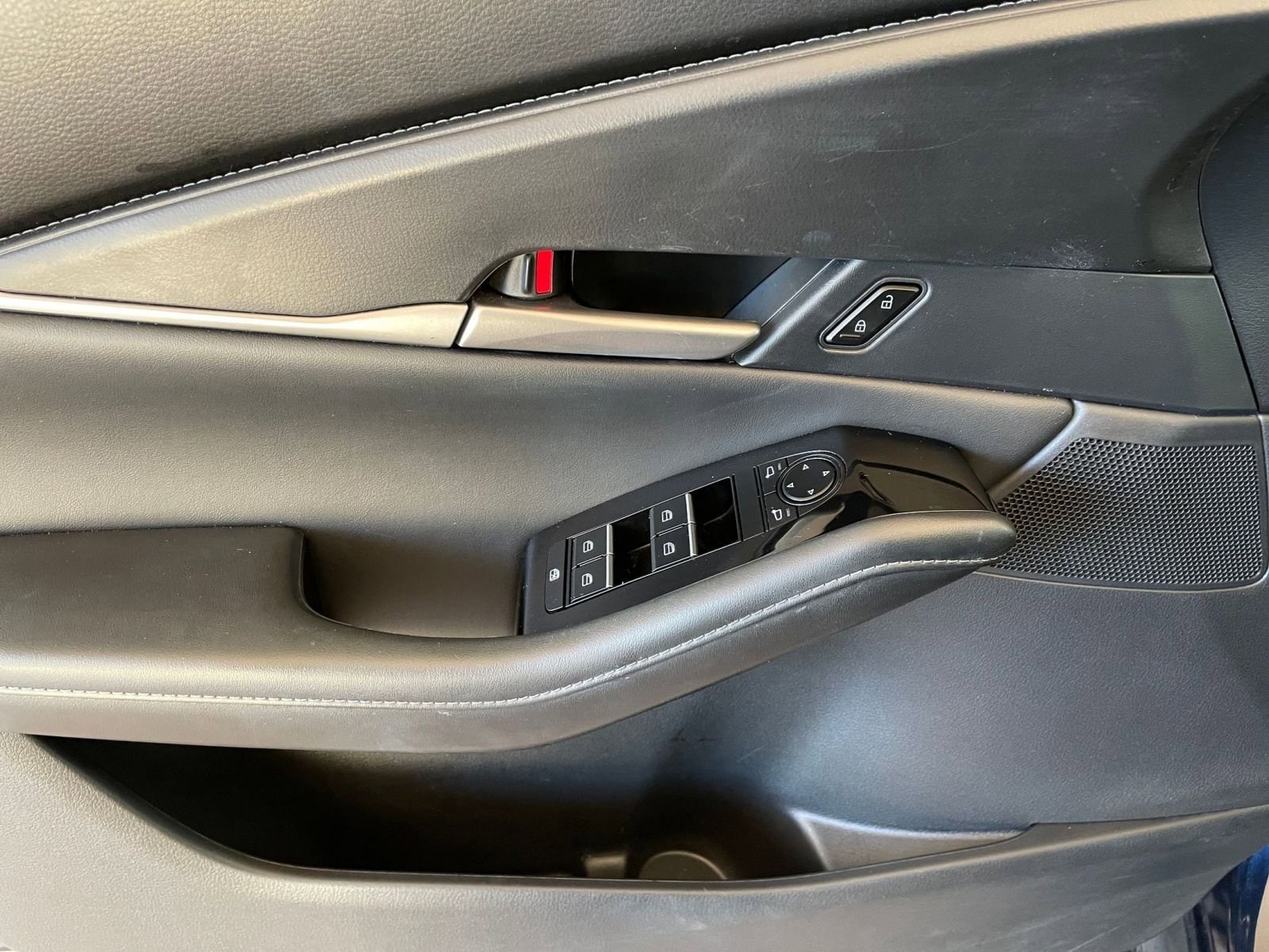 Thumbnail: 2025 Mazda CX-30 - 31