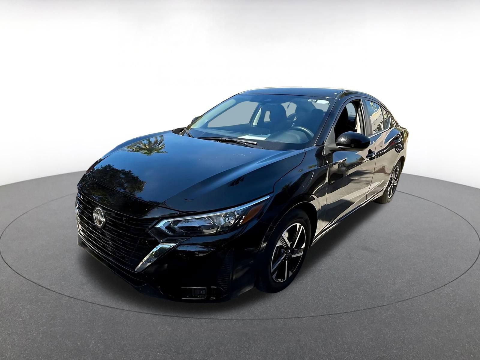 Thumbnail: 2025 Nissan Sentra - 3