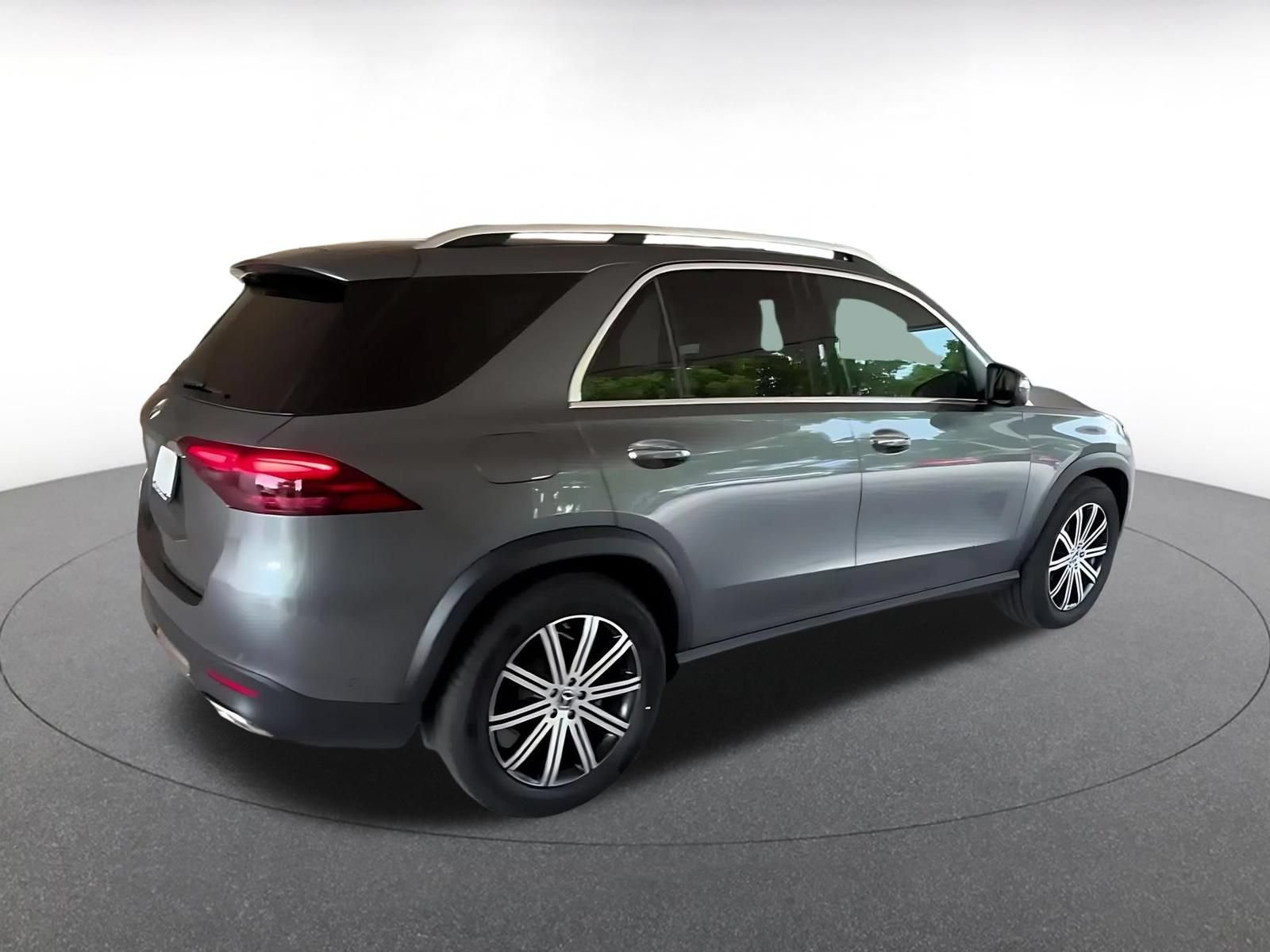 Thumbnail: 2026 Mercedes-Benz GLE - 15