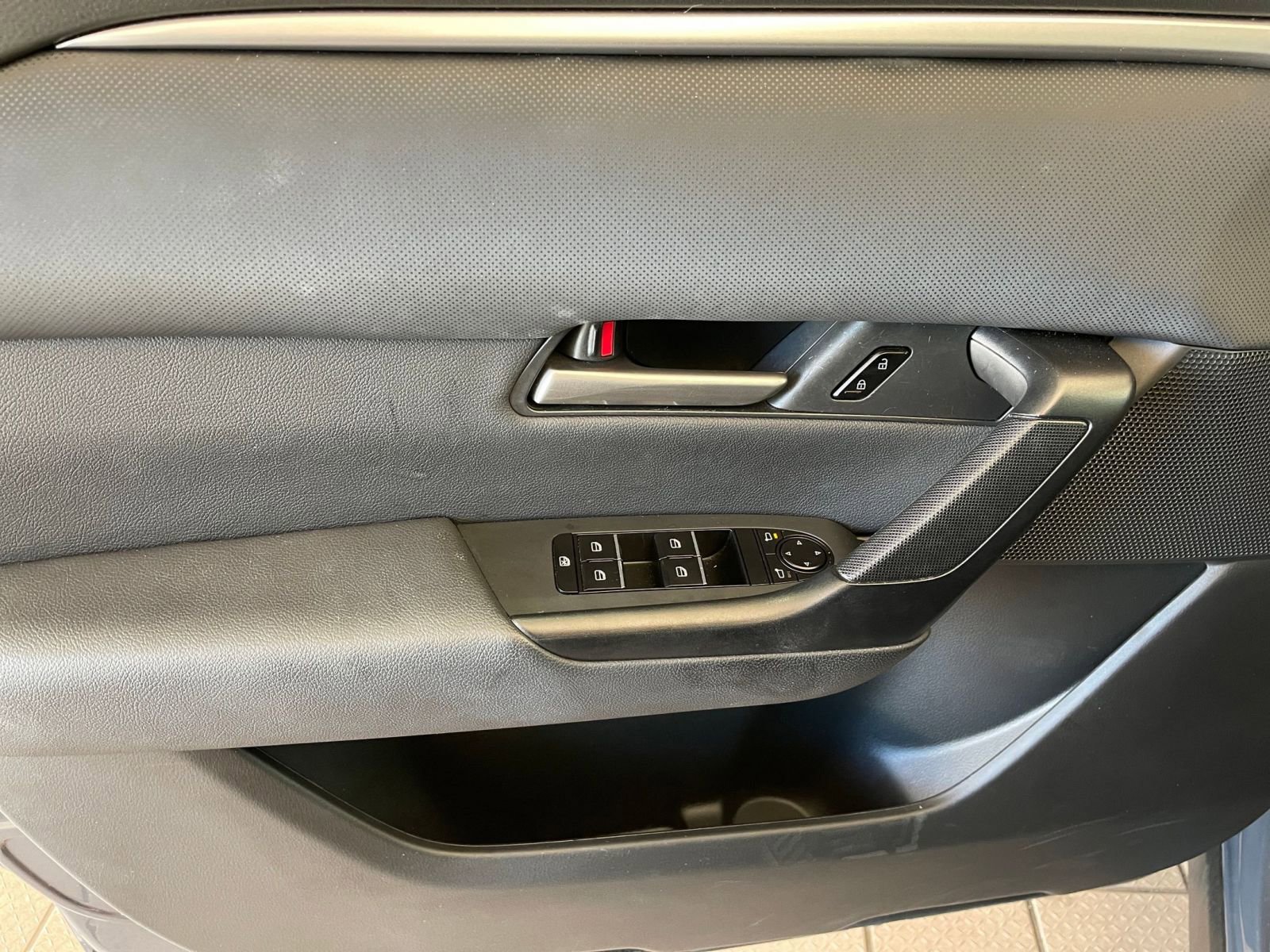 Thumbnail: 2025 Mazda CX-50 - 20