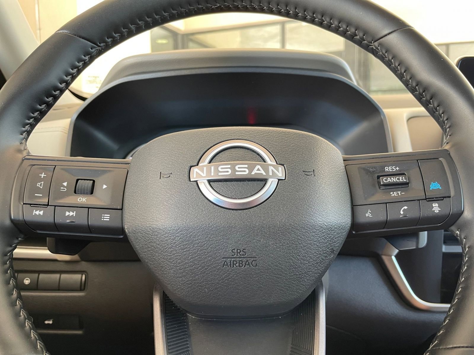 Thumbnail: 2025 Nissan Rogue - 30