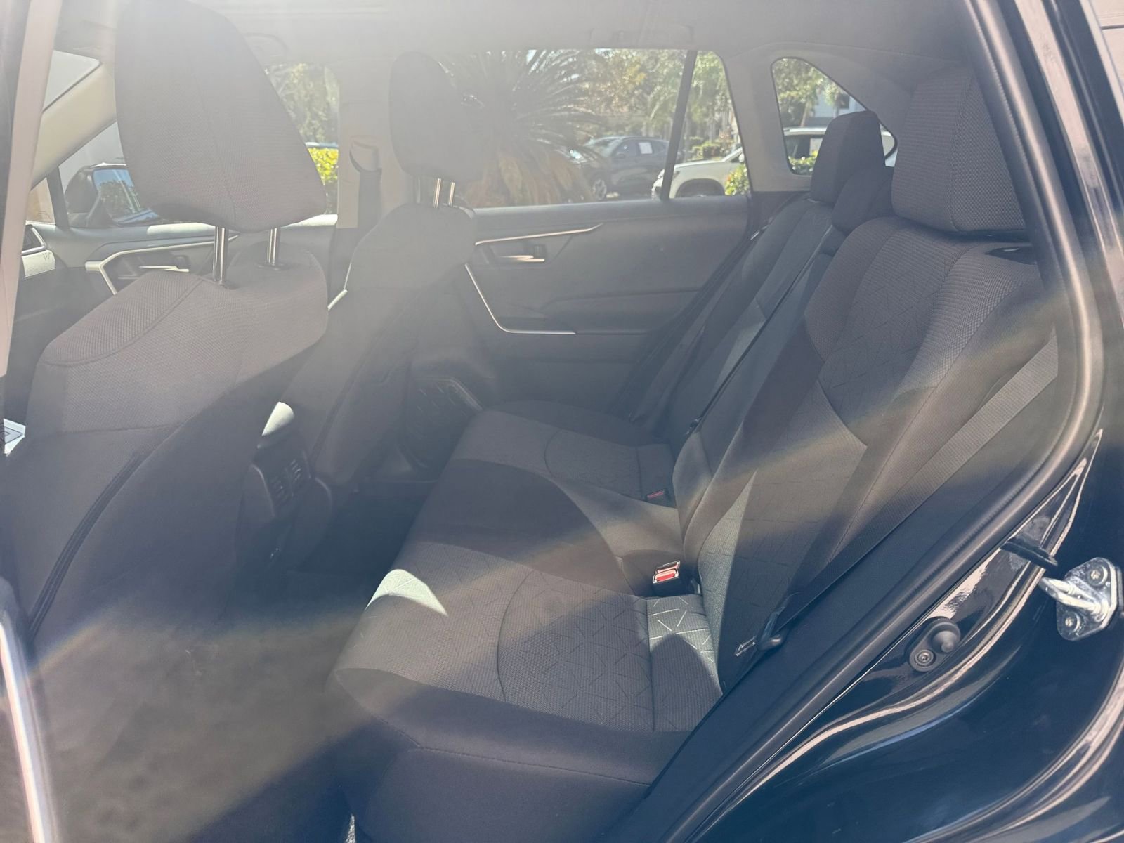 Thumbnail: 2025 Toyota RAV4 - 20