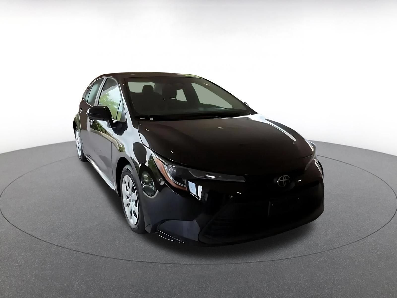 Thumbnail: 2025 Toyota Corolla - 3