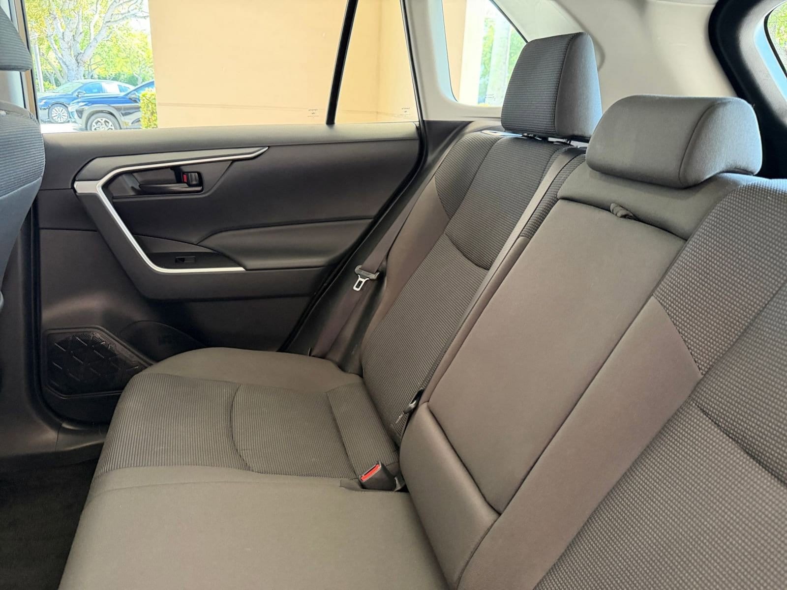 Thumbnail: 2025 Toyota RAV4 - 34